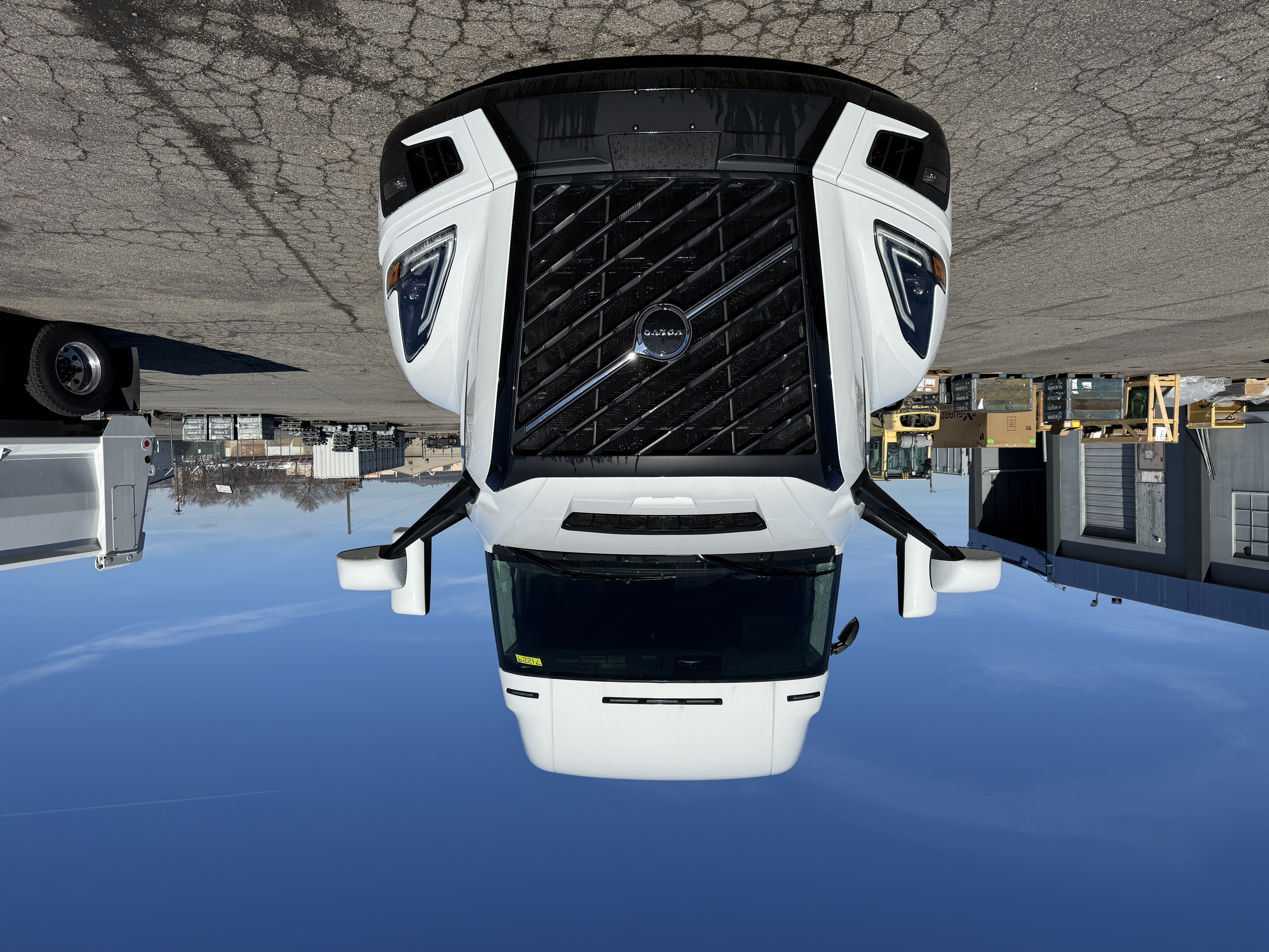 2026 Volvo - image 2
