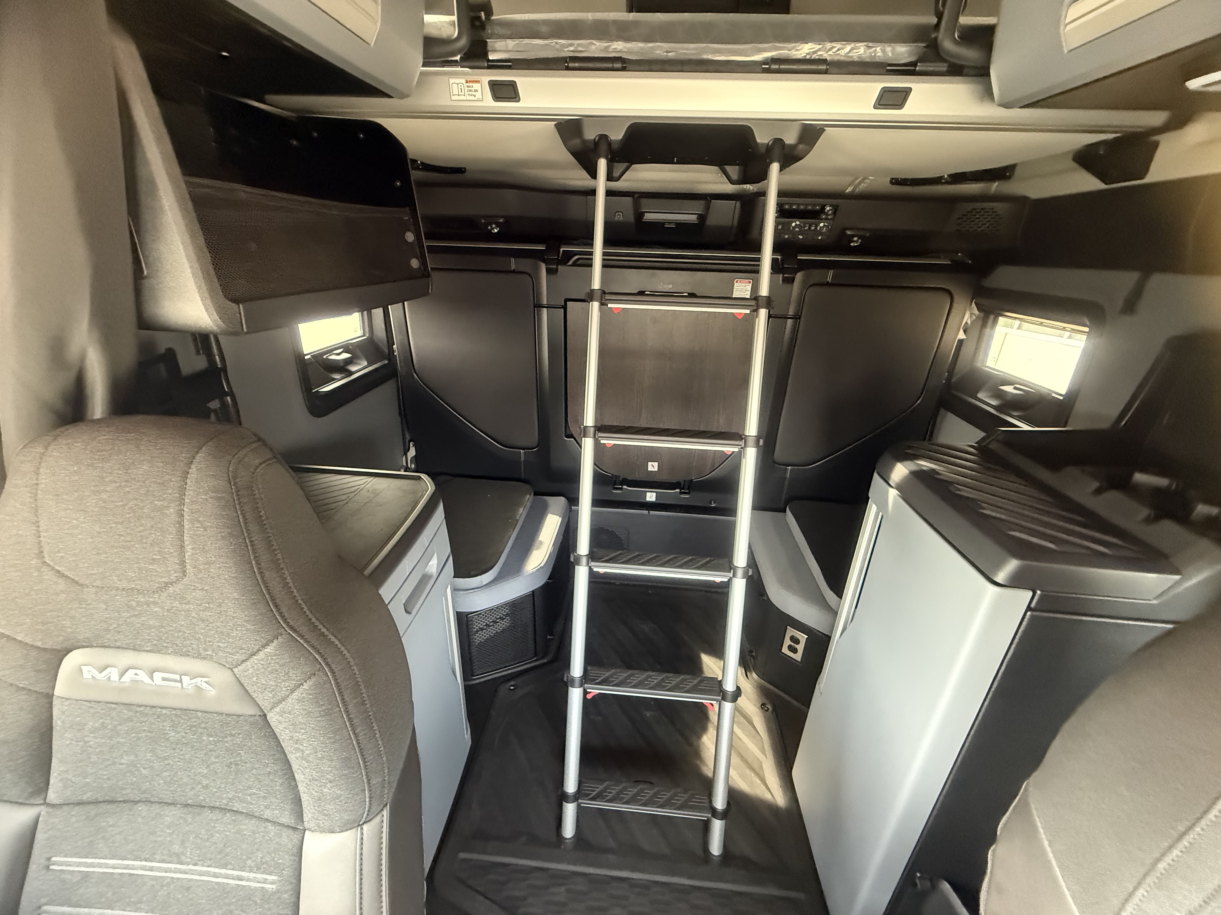 2026 Mack - image 17