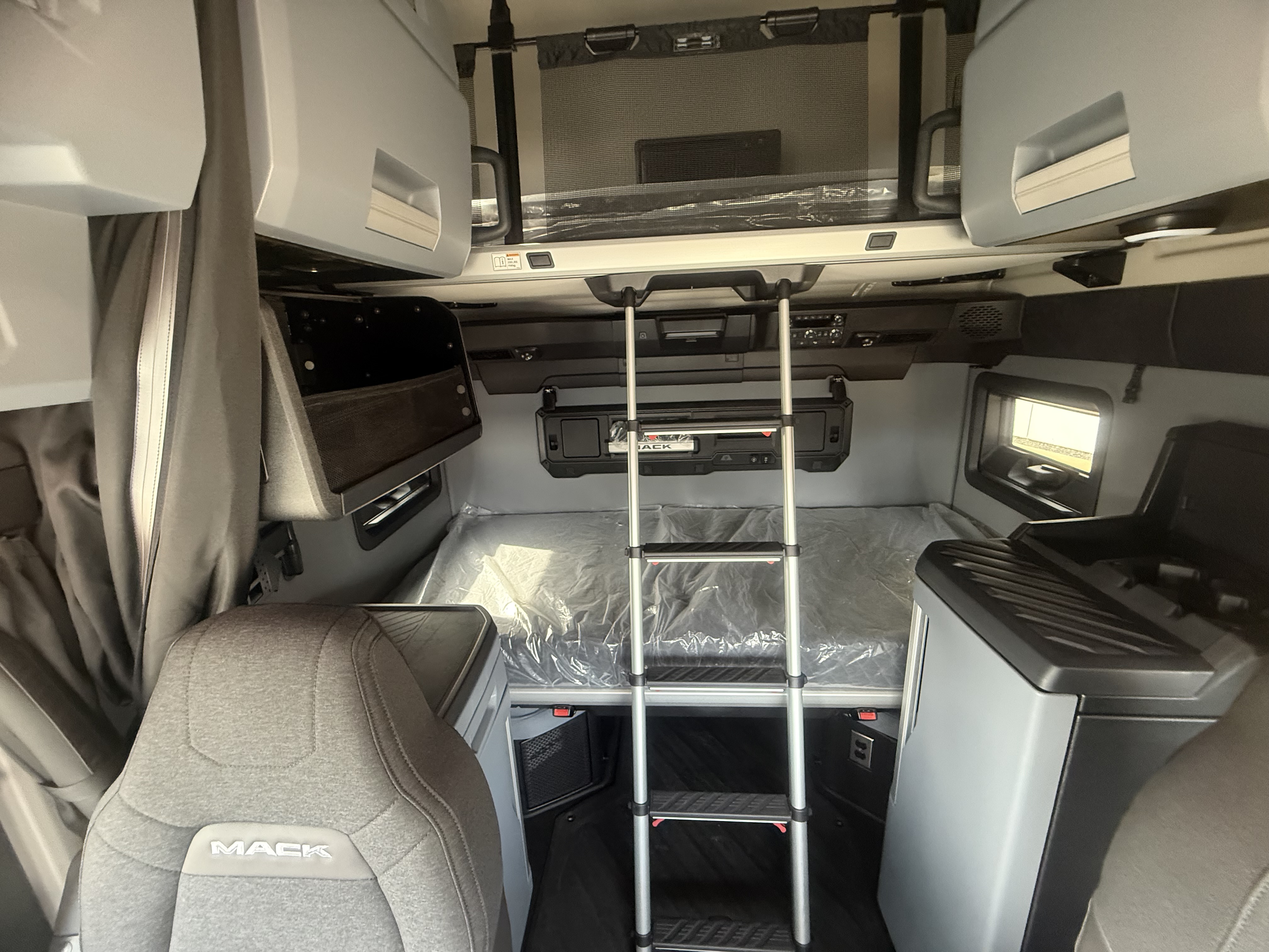 2026 Mack - image 21