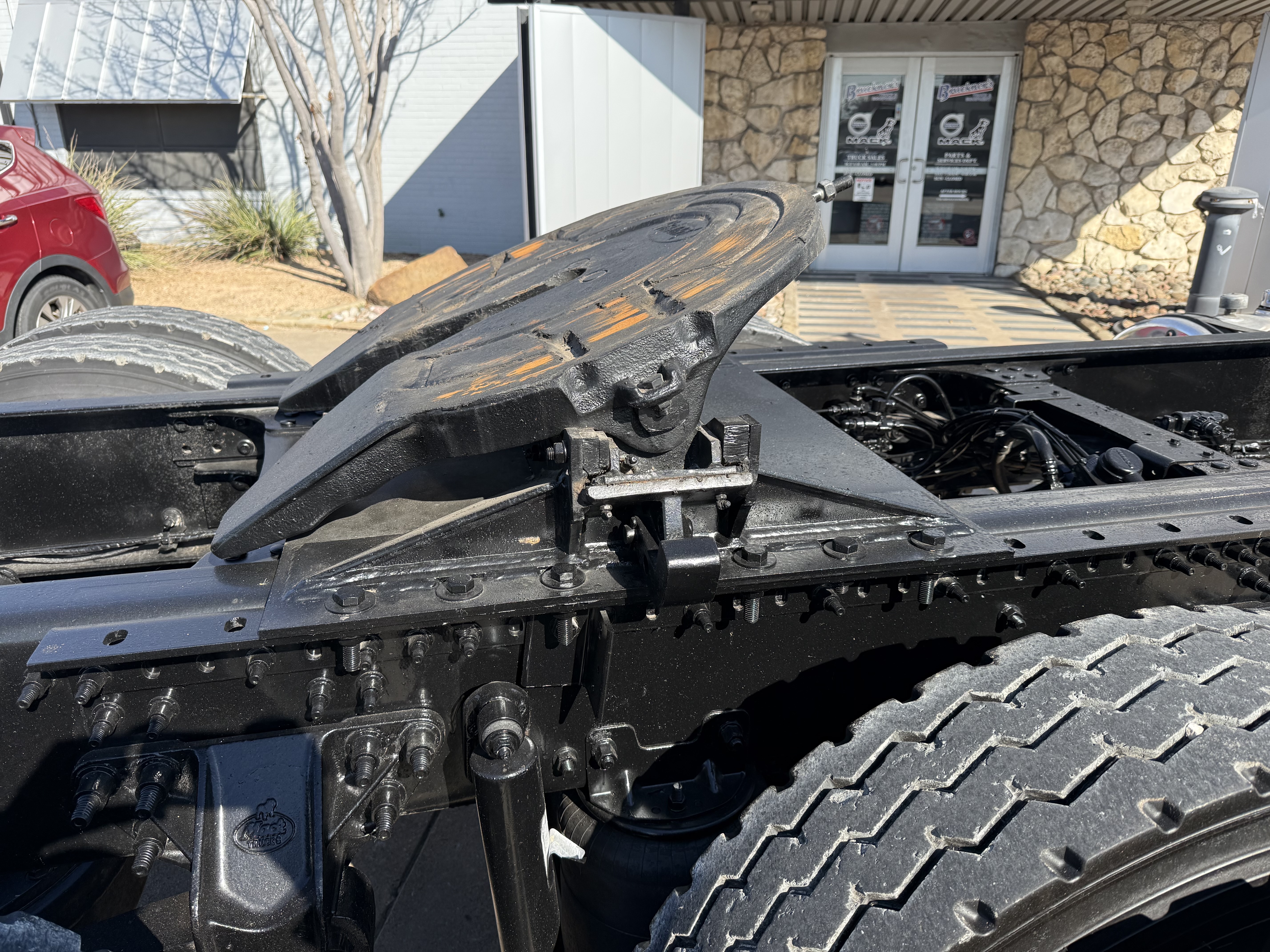 2018 Mack - image 21