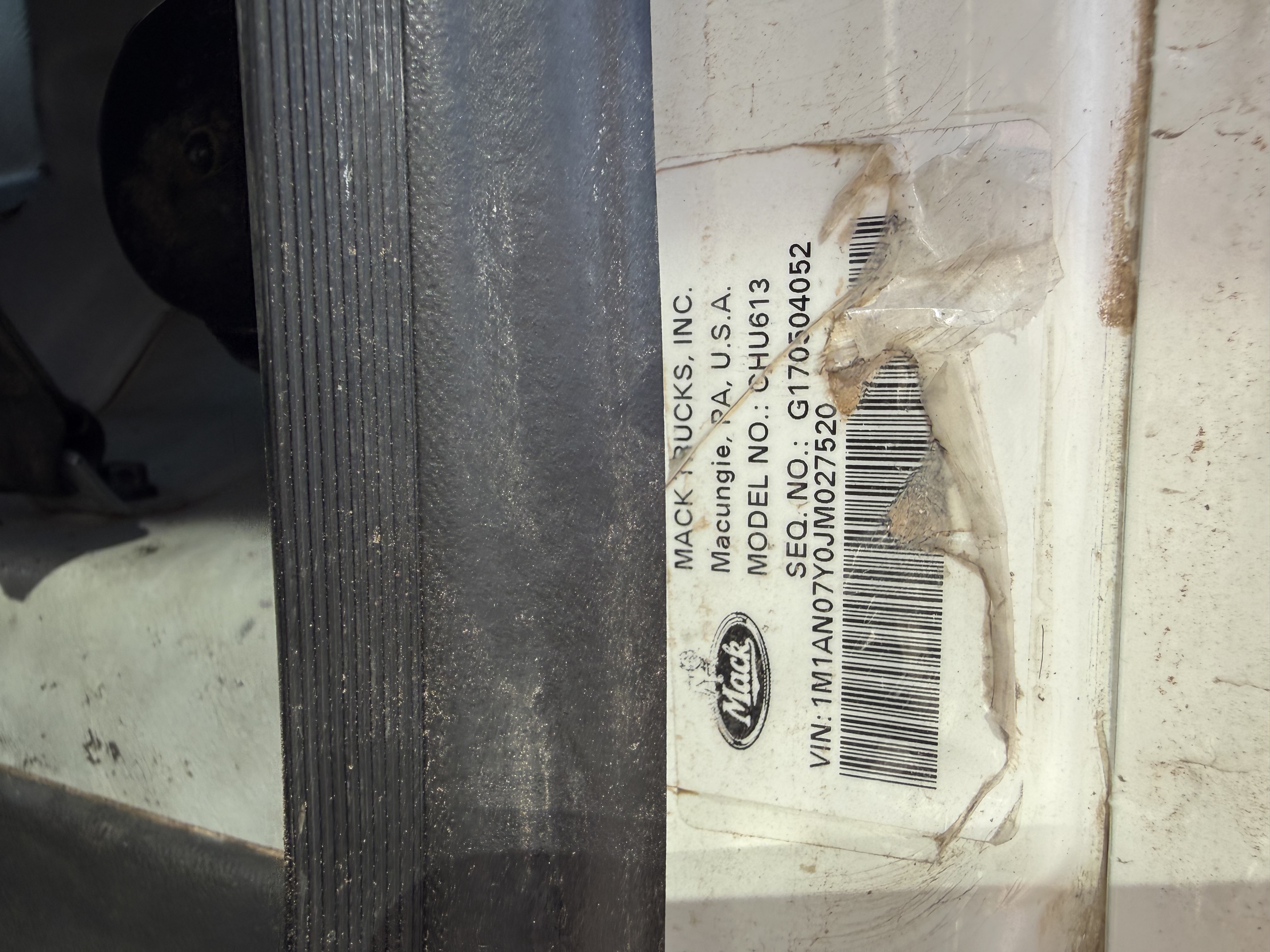 2018 Mack - image 28