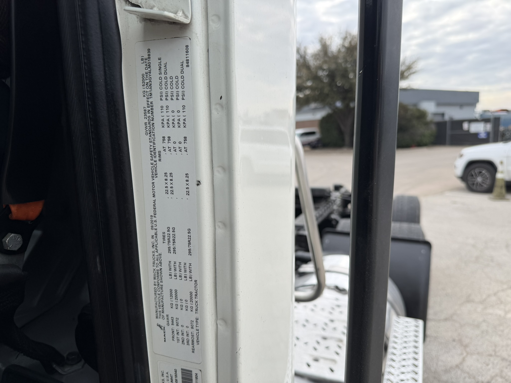 2020 Mack - image 31