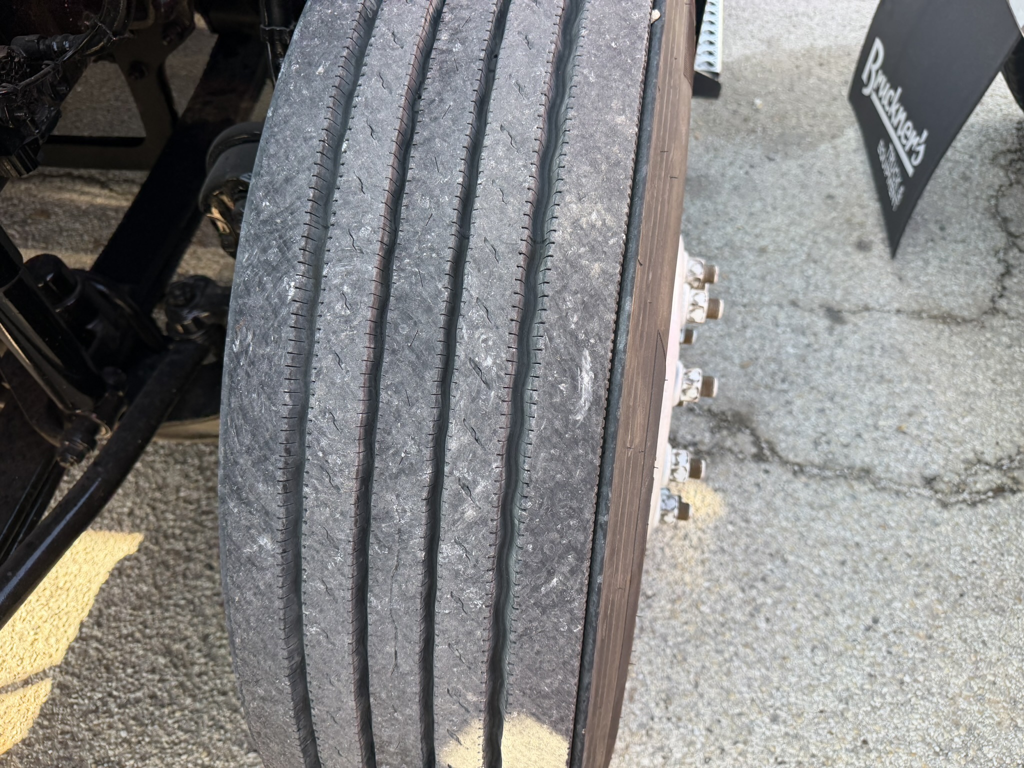 2020 Mack - image 18