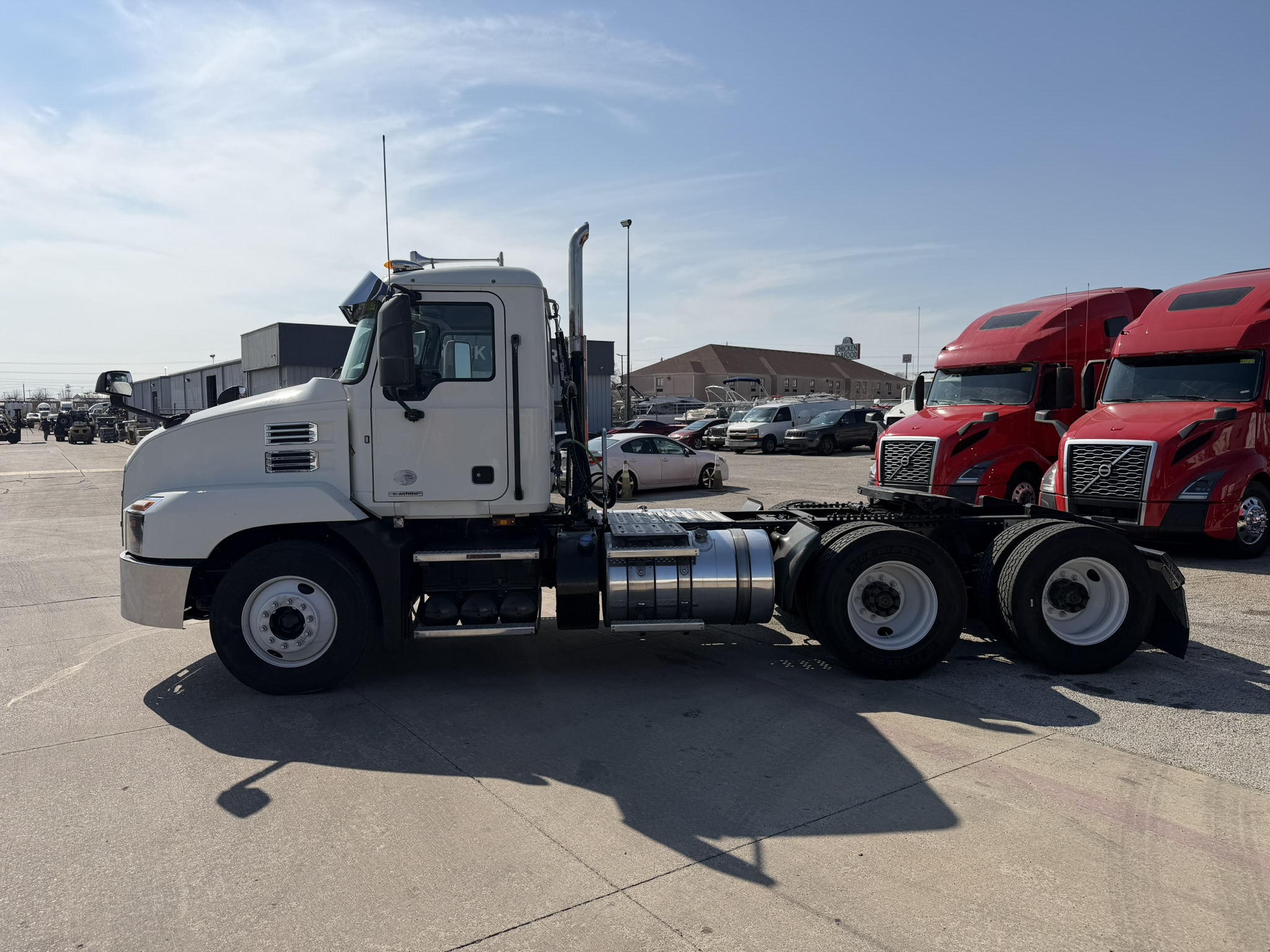 2020 Mack - image 10