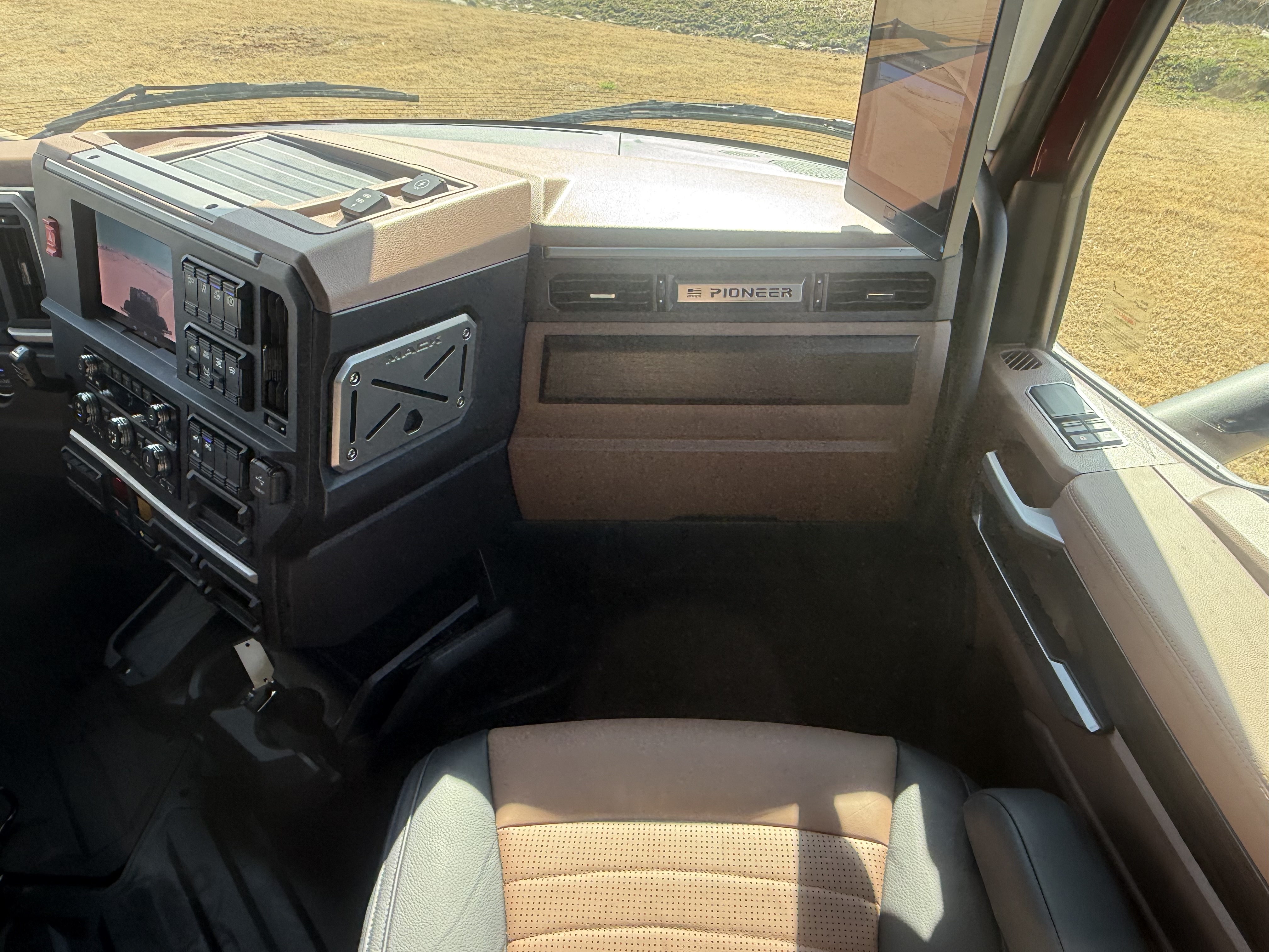 2026 Mack - image 16