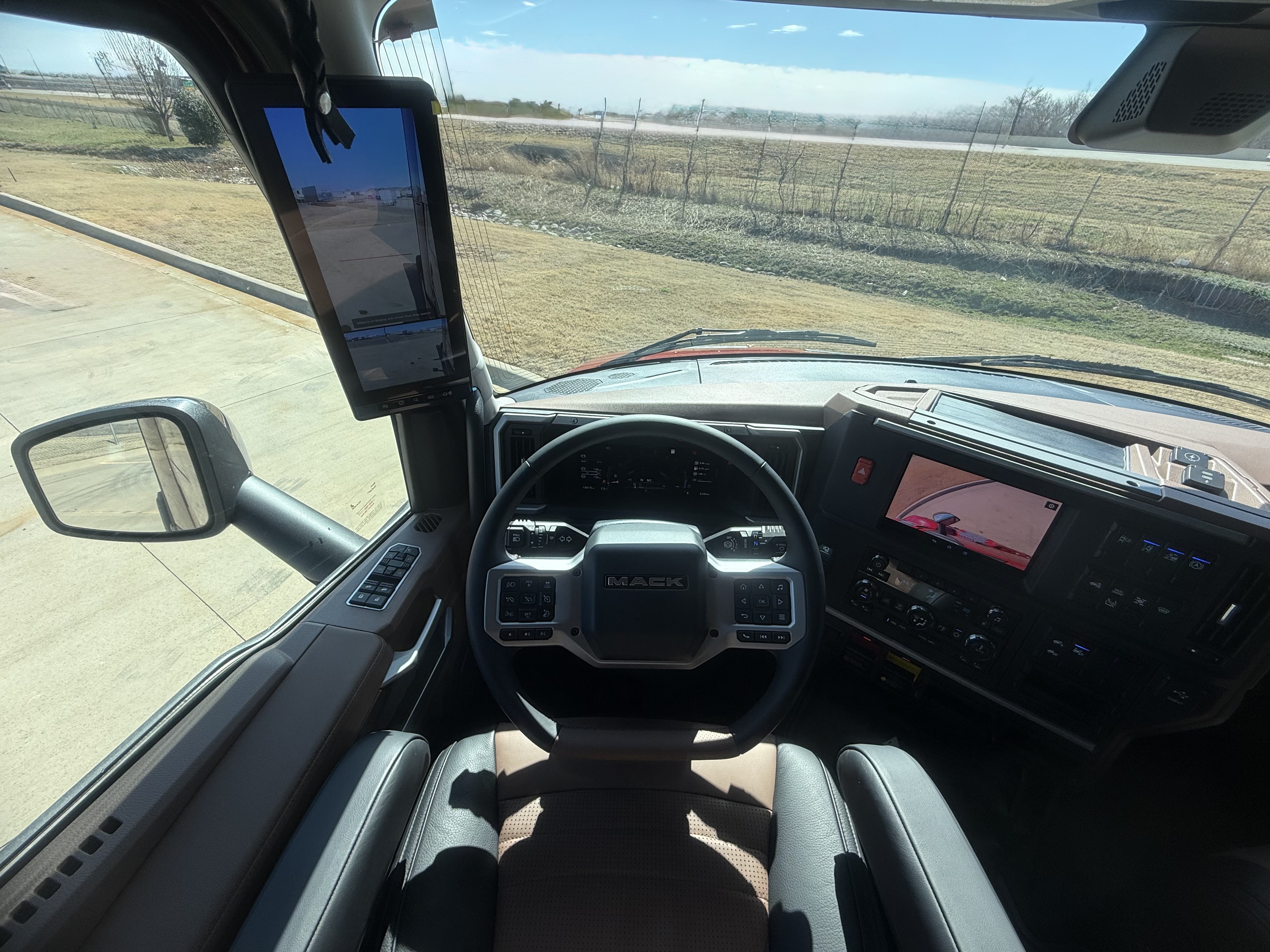 2026 Mack - image 14