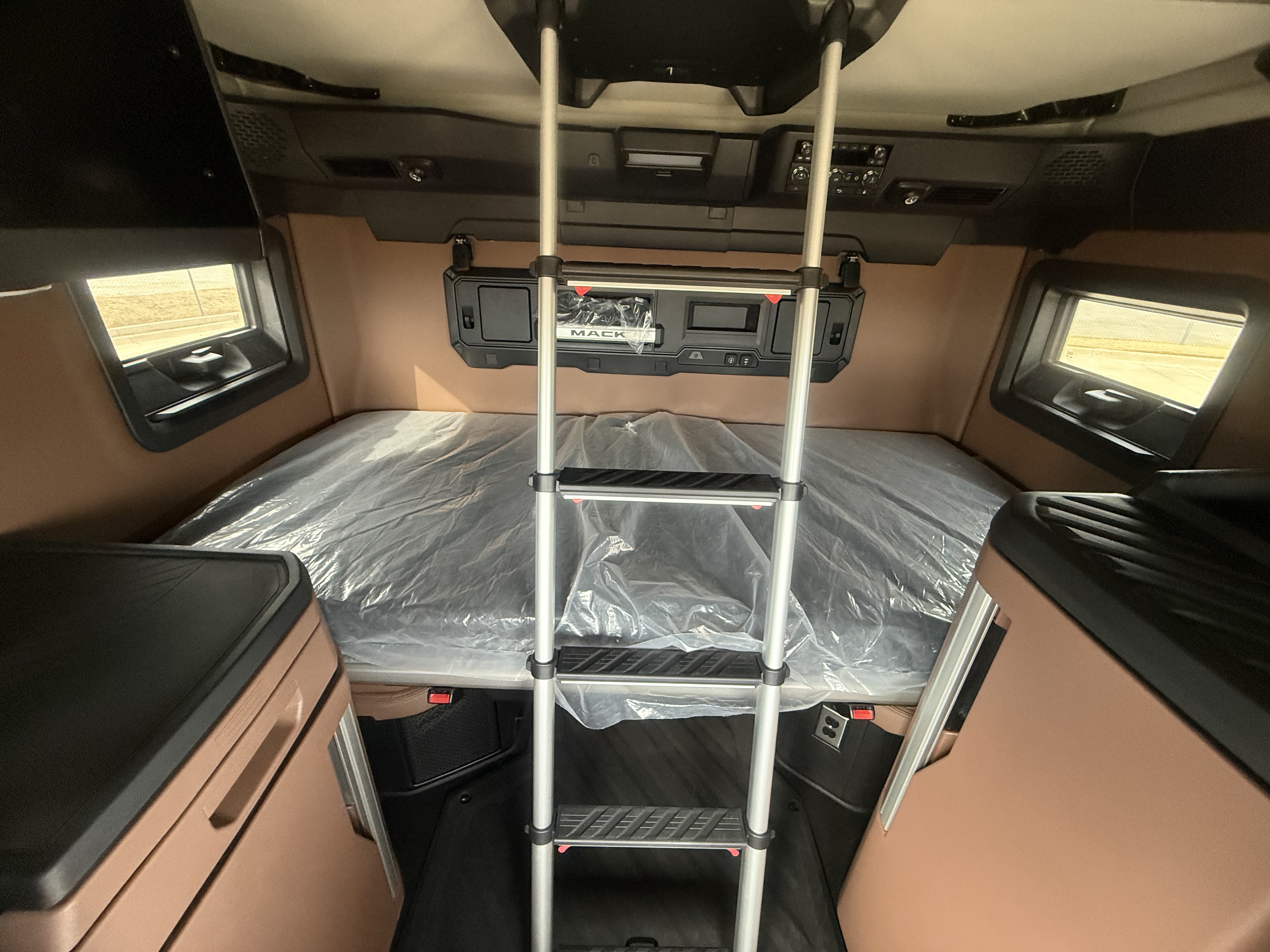 2026 Mack - image 18