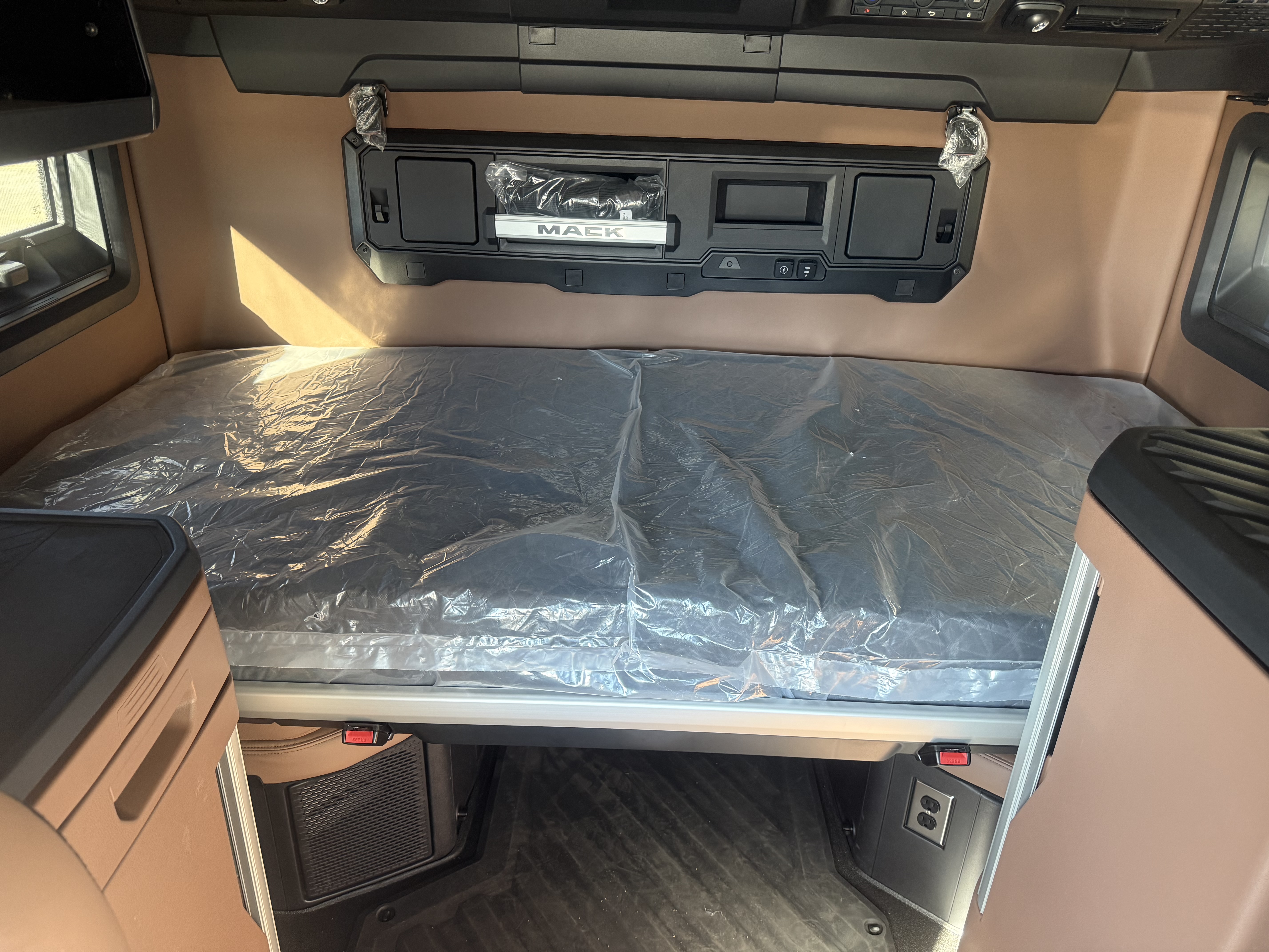 2026 Mack - image 24