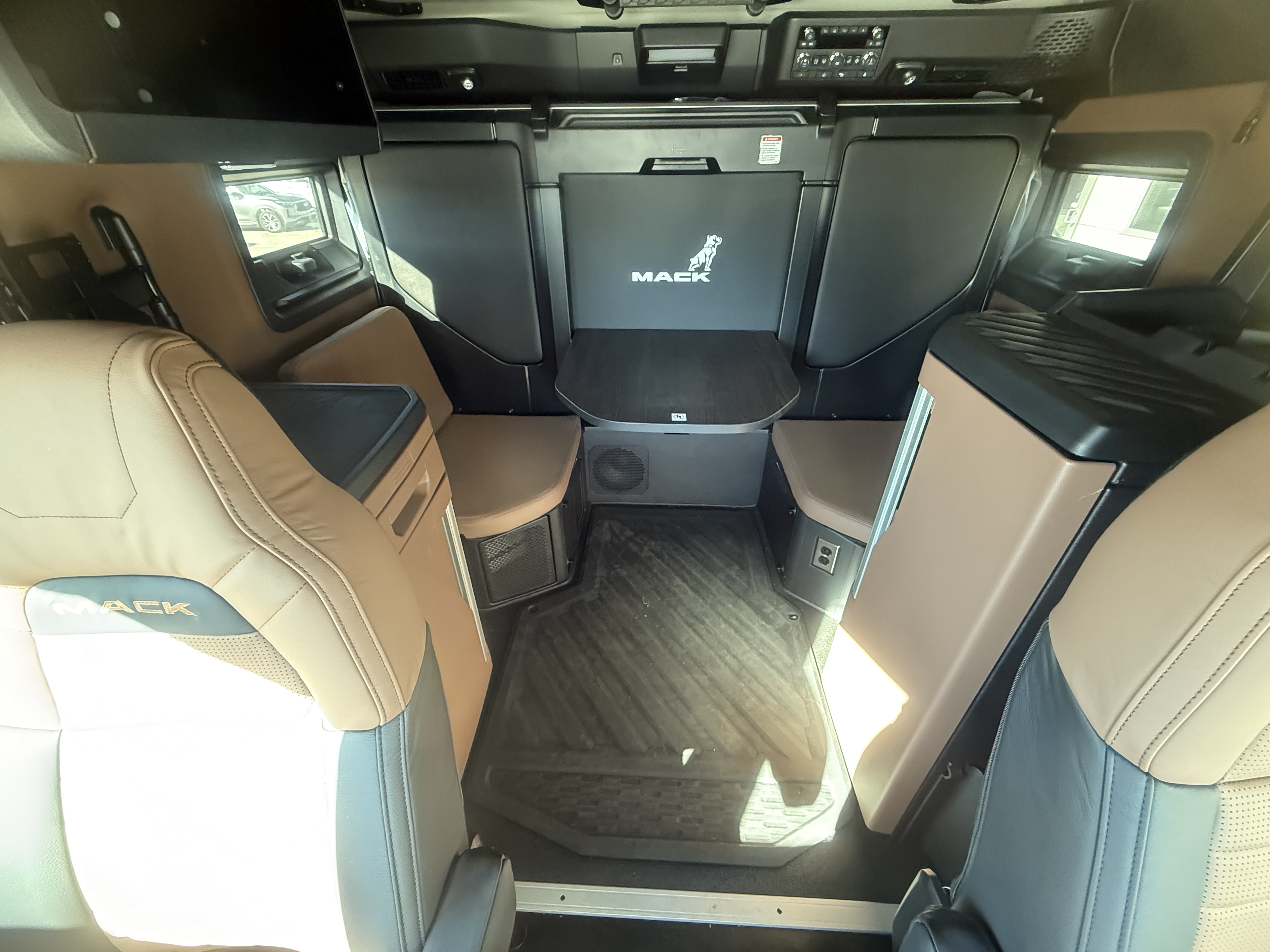 2026 Mack - image 15