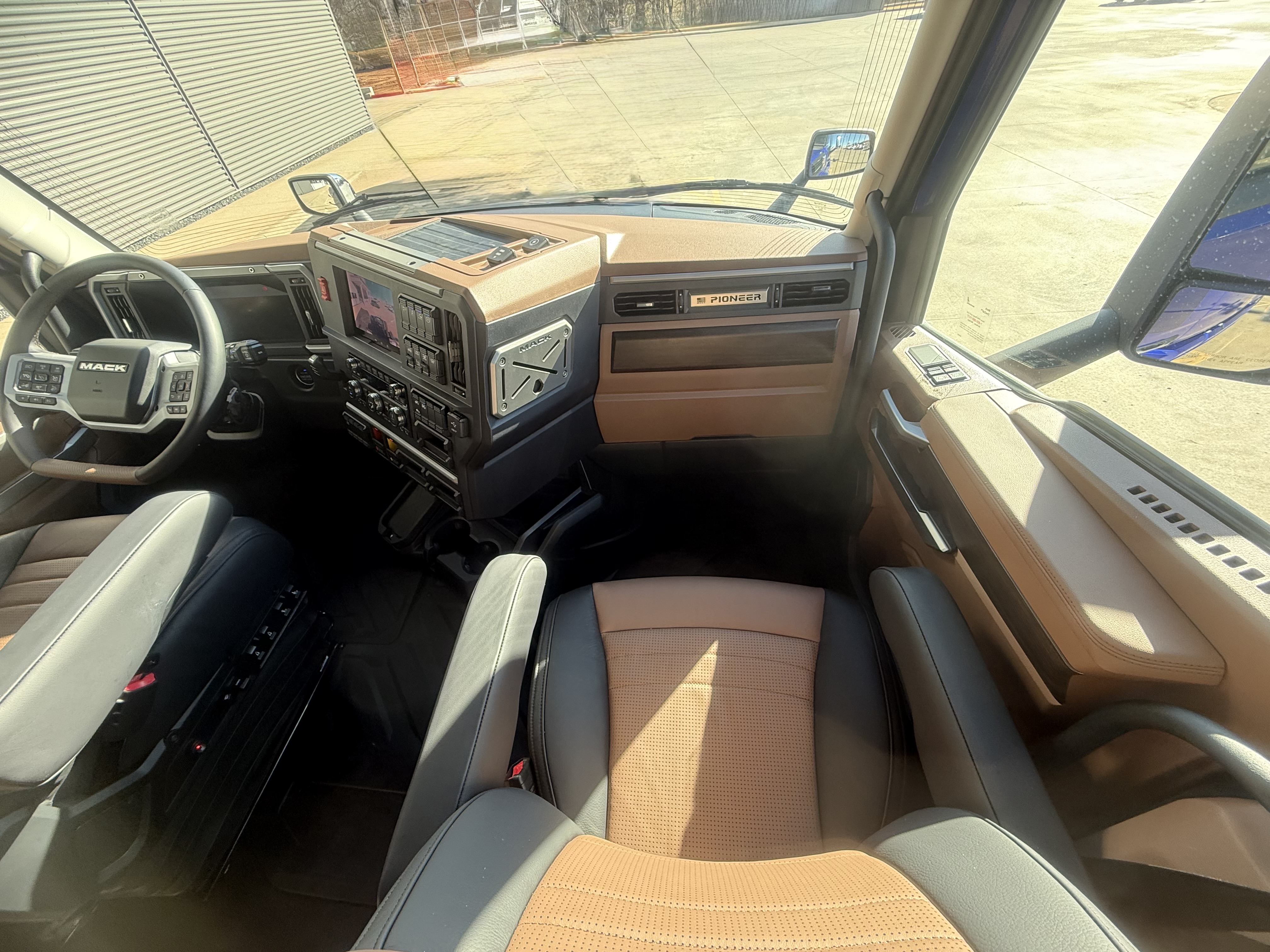 2026 Mack - image 13