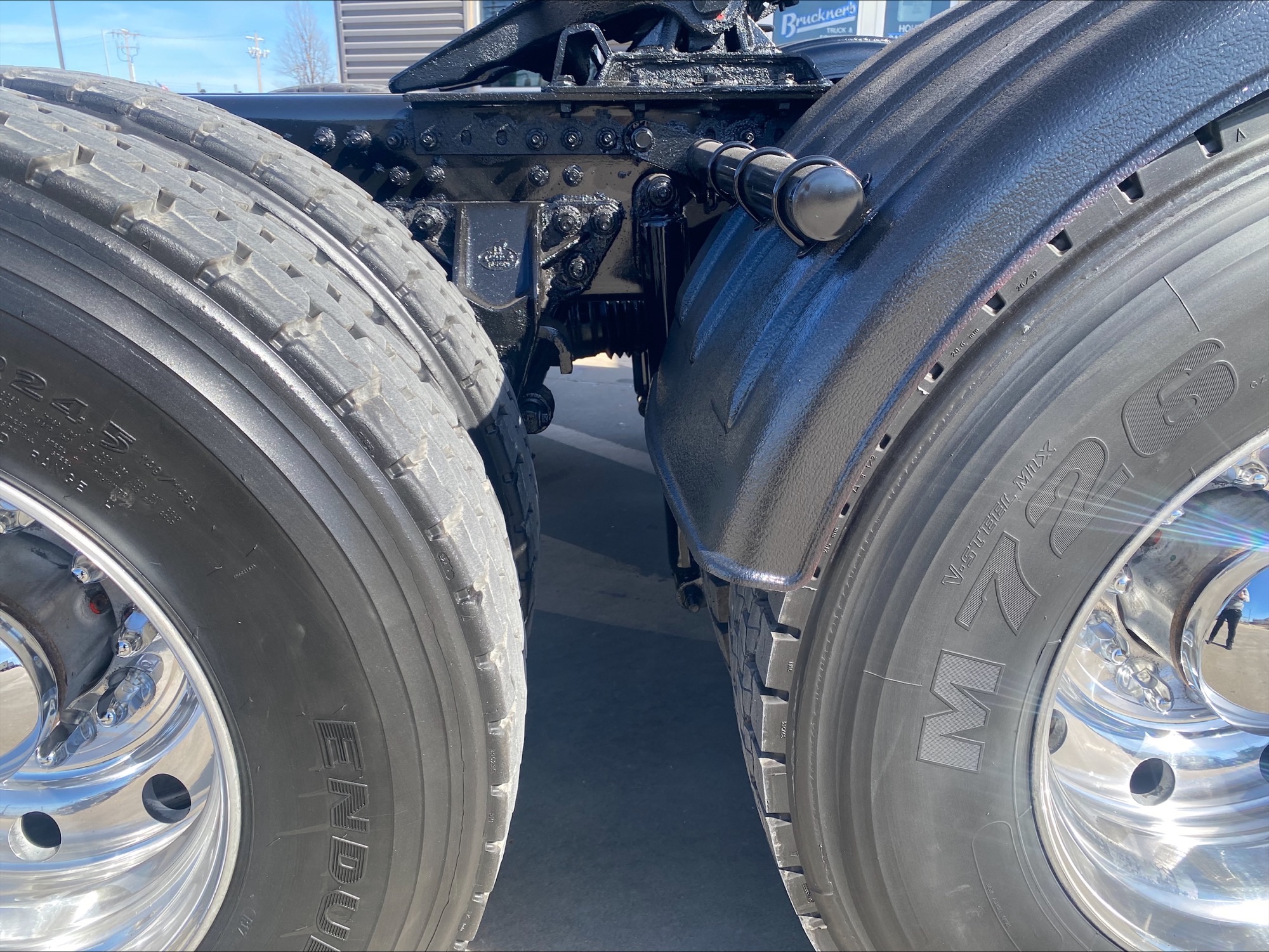 2018 Mack - image 21