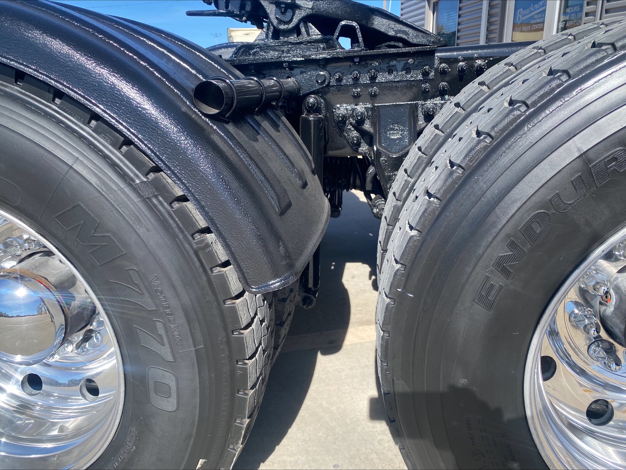 2018 Mack - image 22