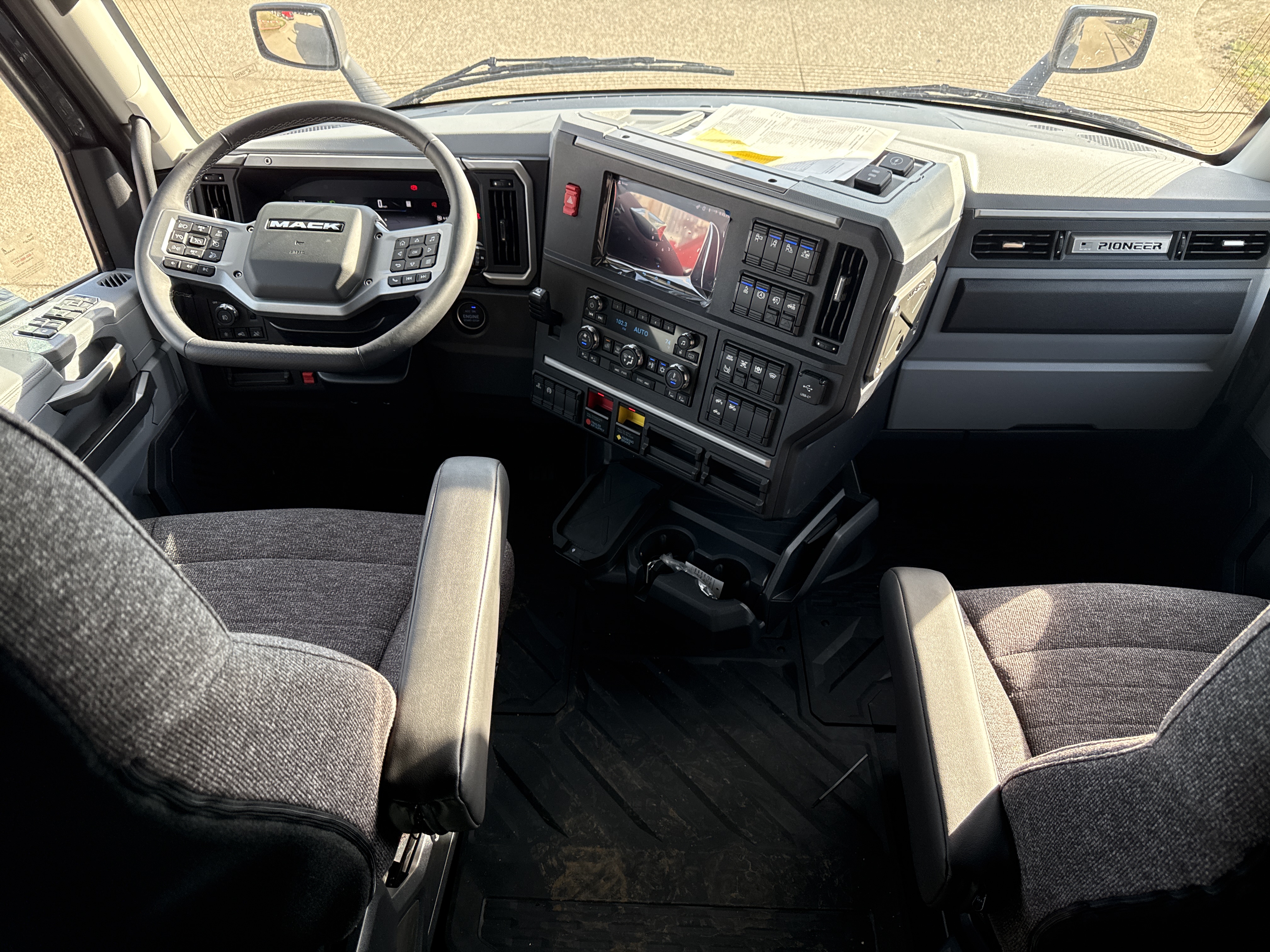 2026 Mack - image 11