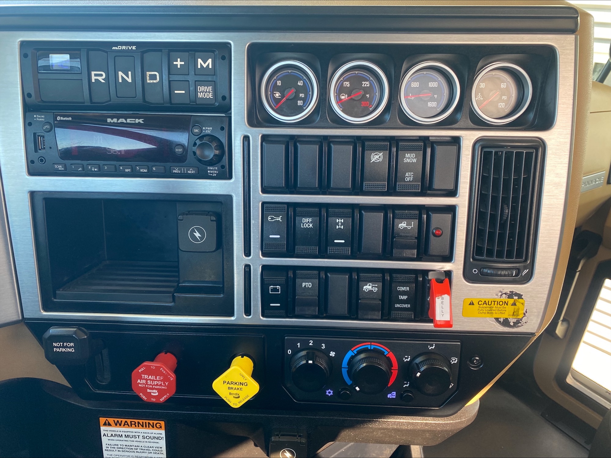 2024 Mack - image 18