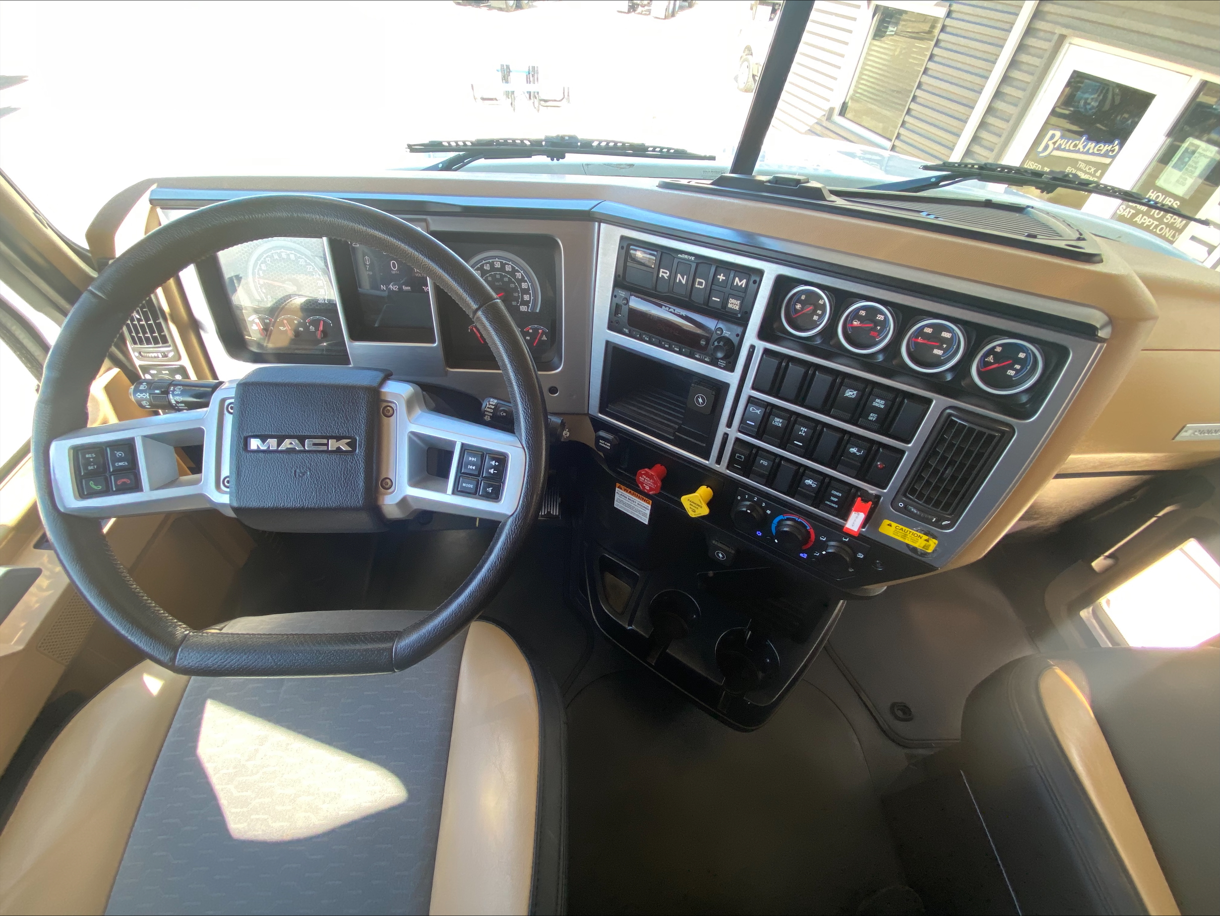 2024 Mack - image 19