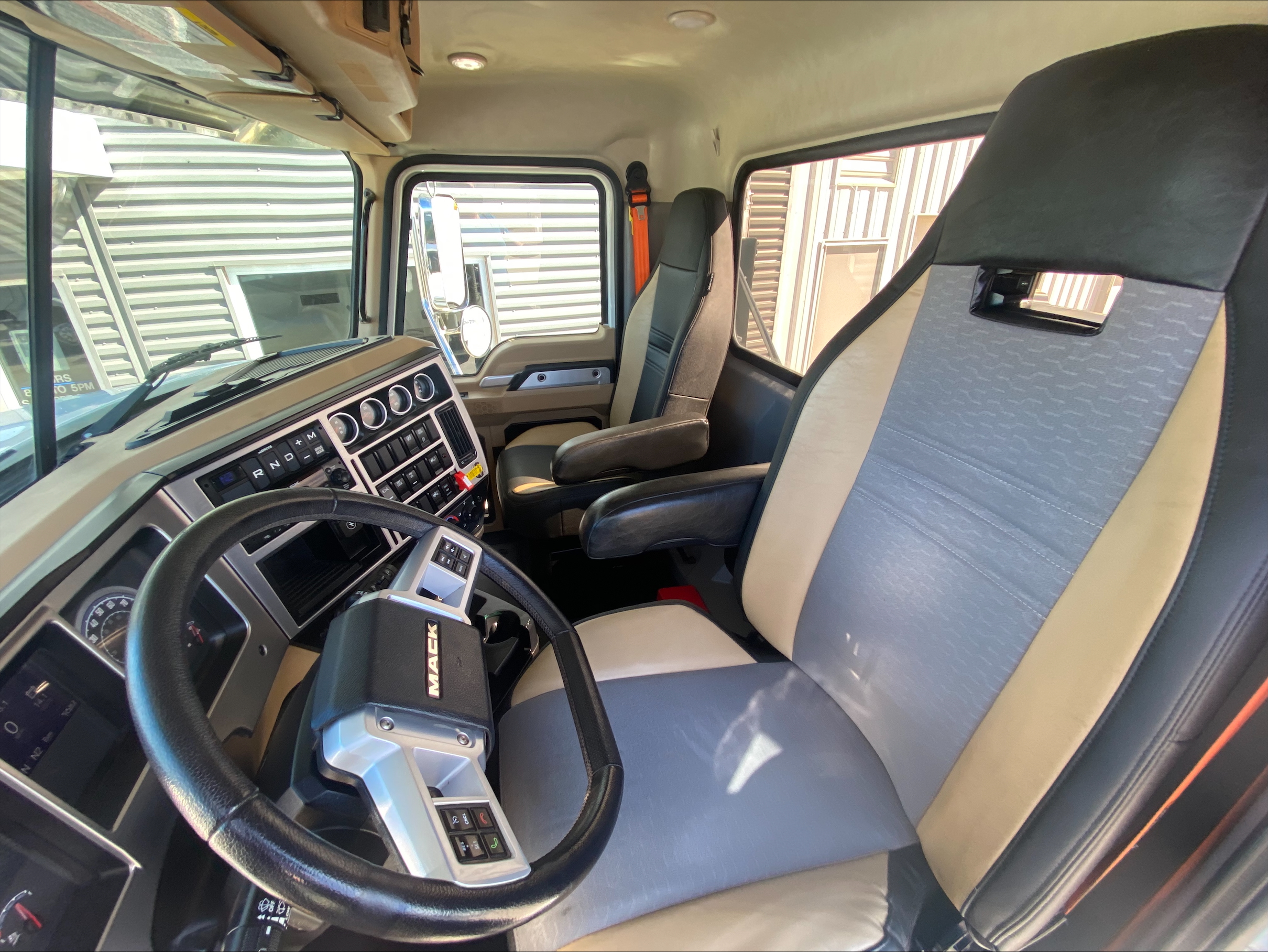 2024 Mack - image 13