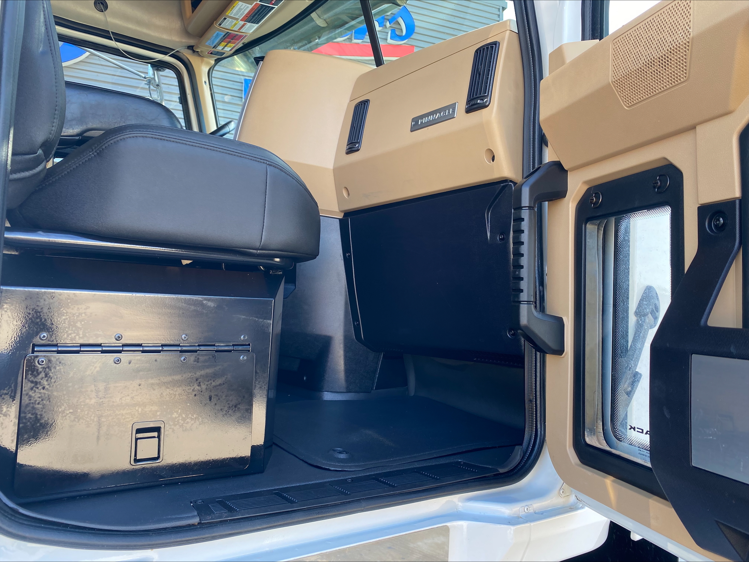 2024 Mack - image 14