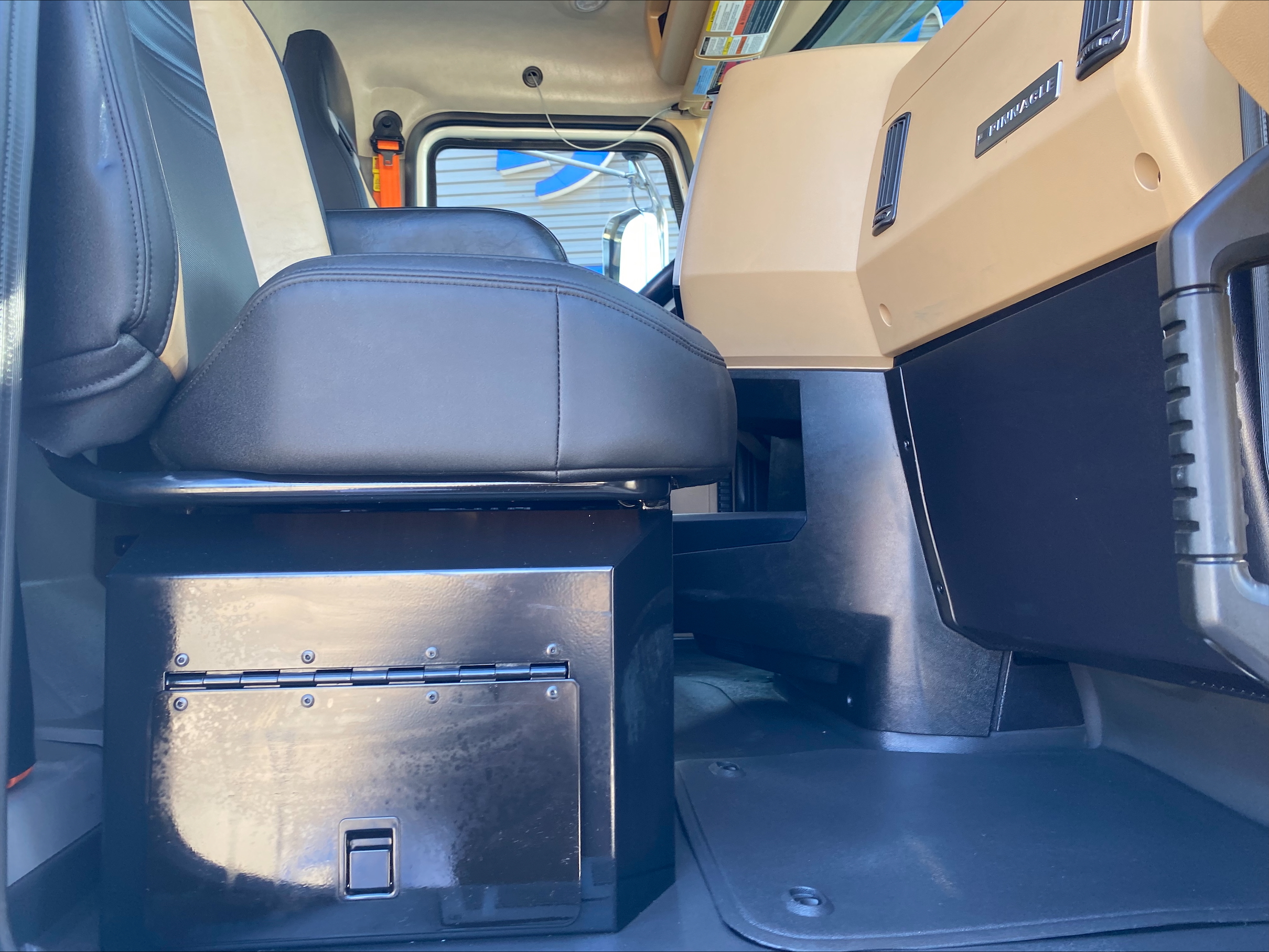 2024 Mack - image 15