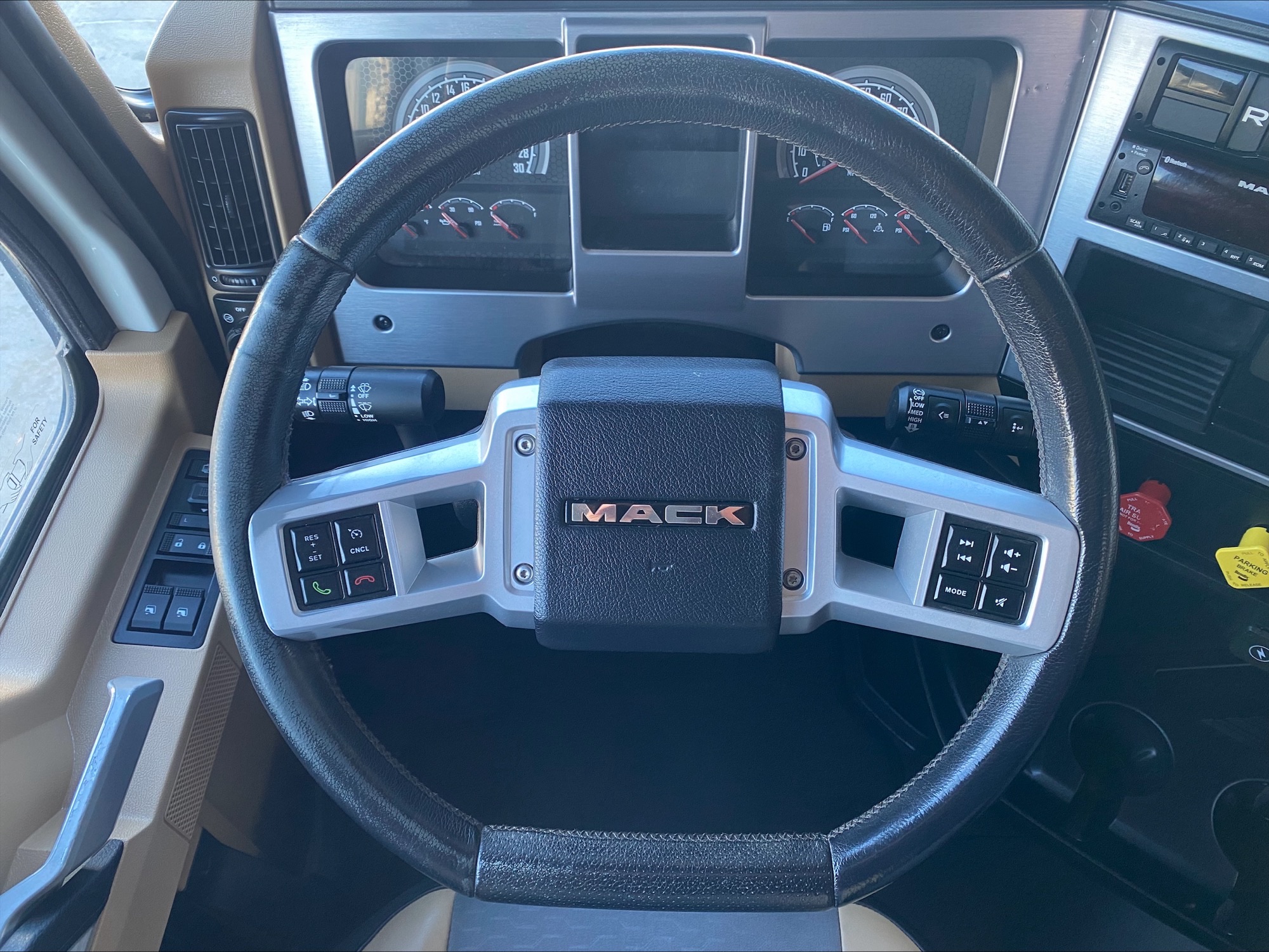 2024 Mack - image 17