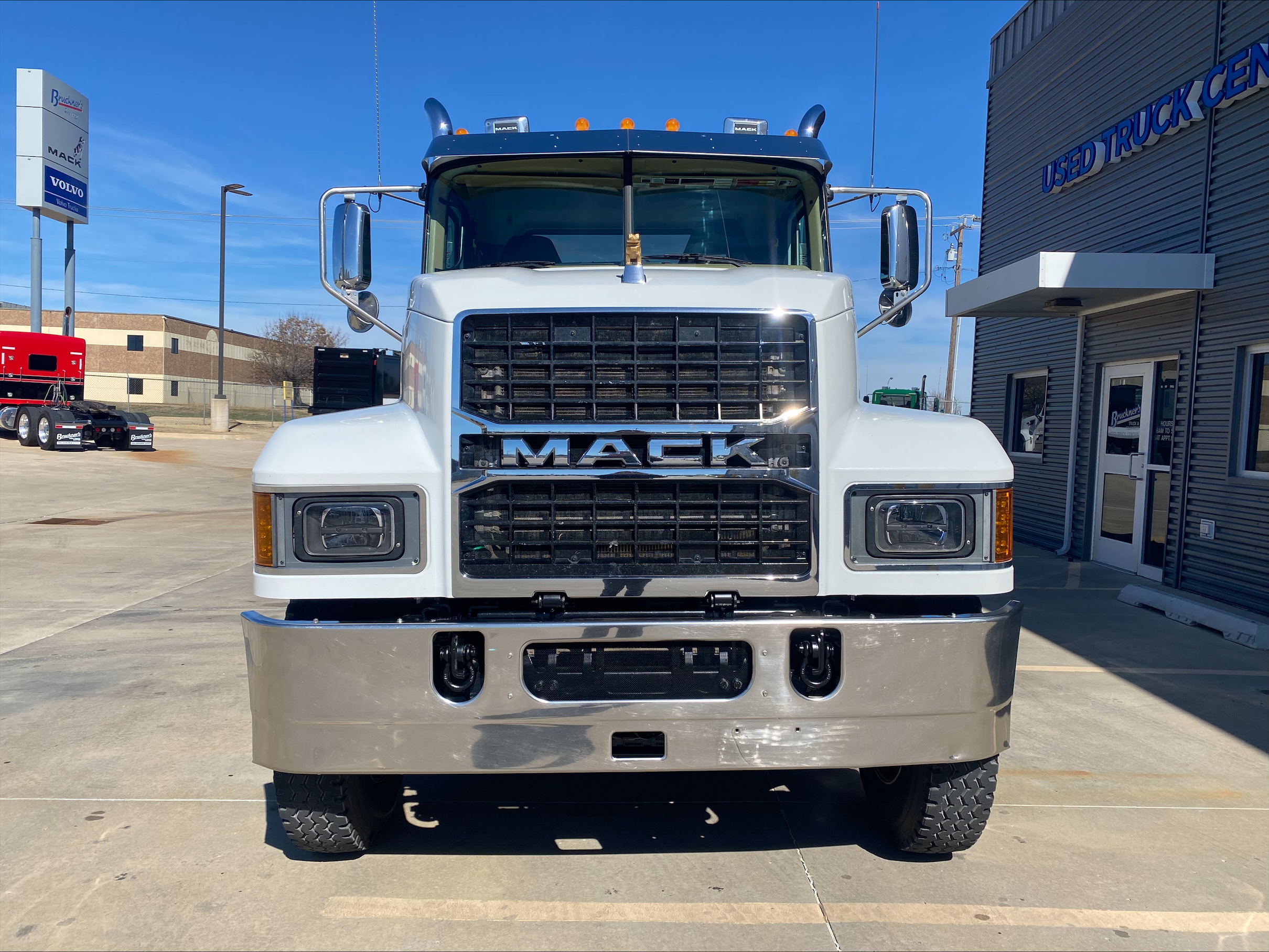 2024 Mack - image 2