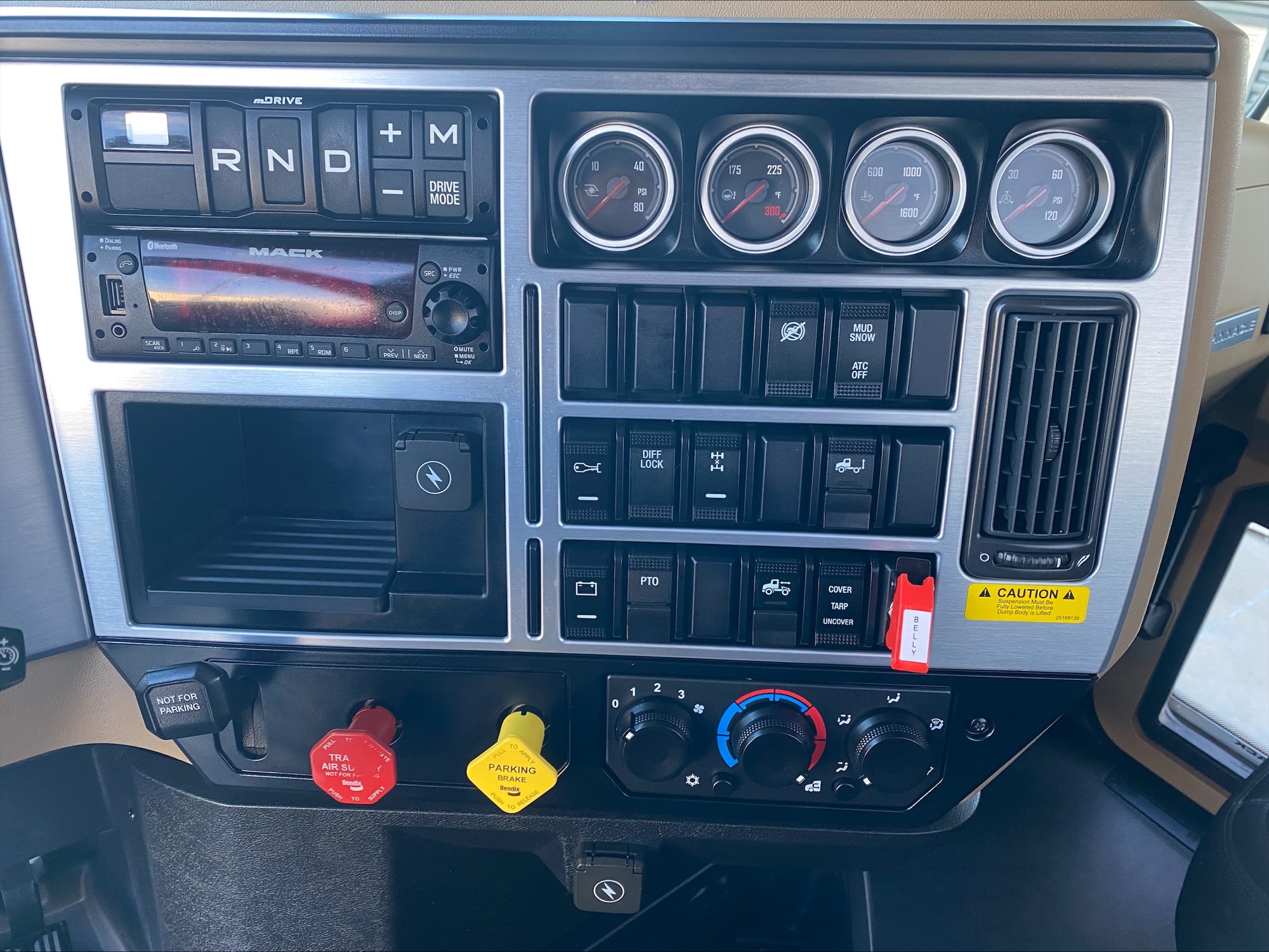 2024 Mack - image 18