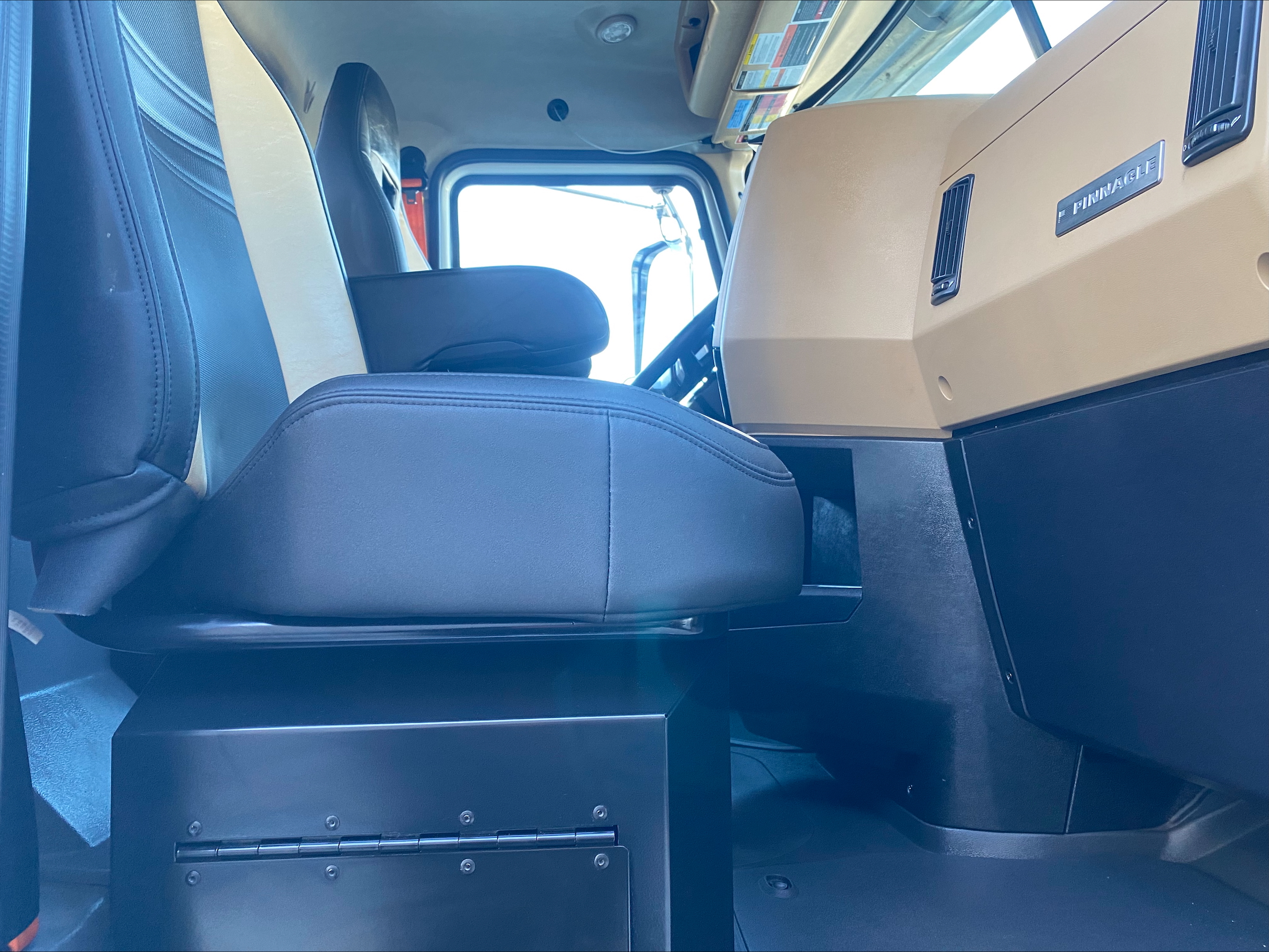 2024 Mack - image 15