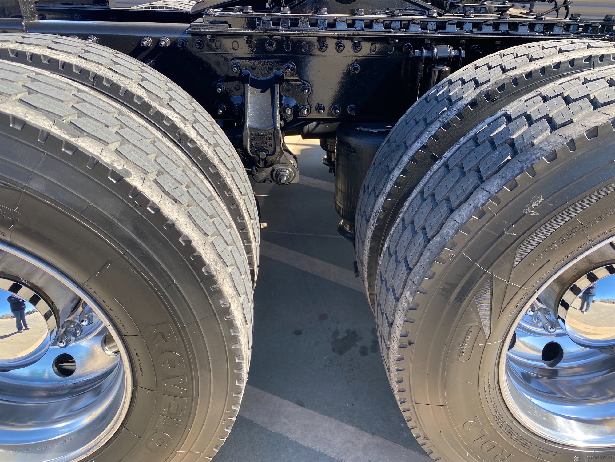 2021 Volvo - image 22