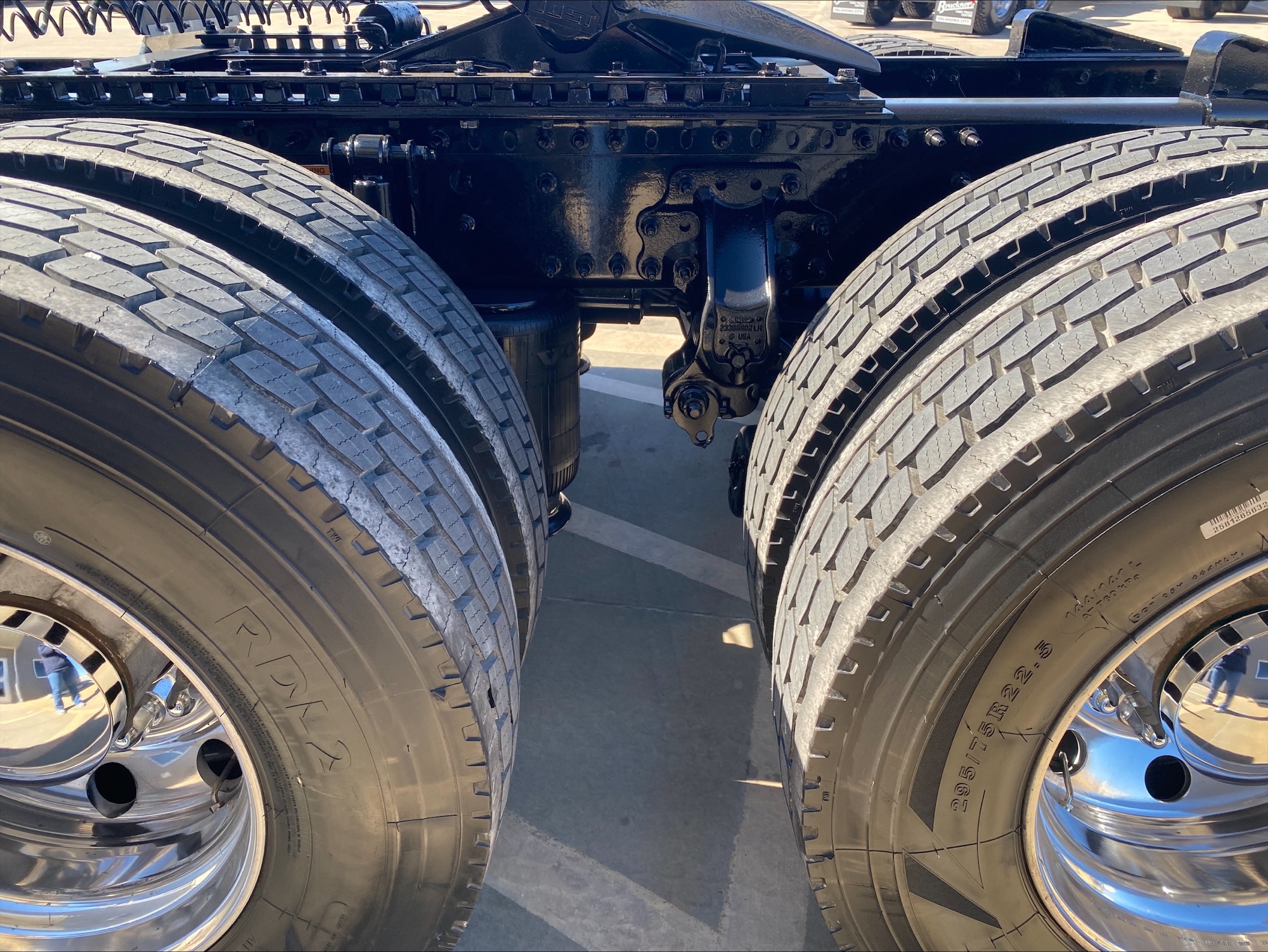 2021 Volvo - image 21