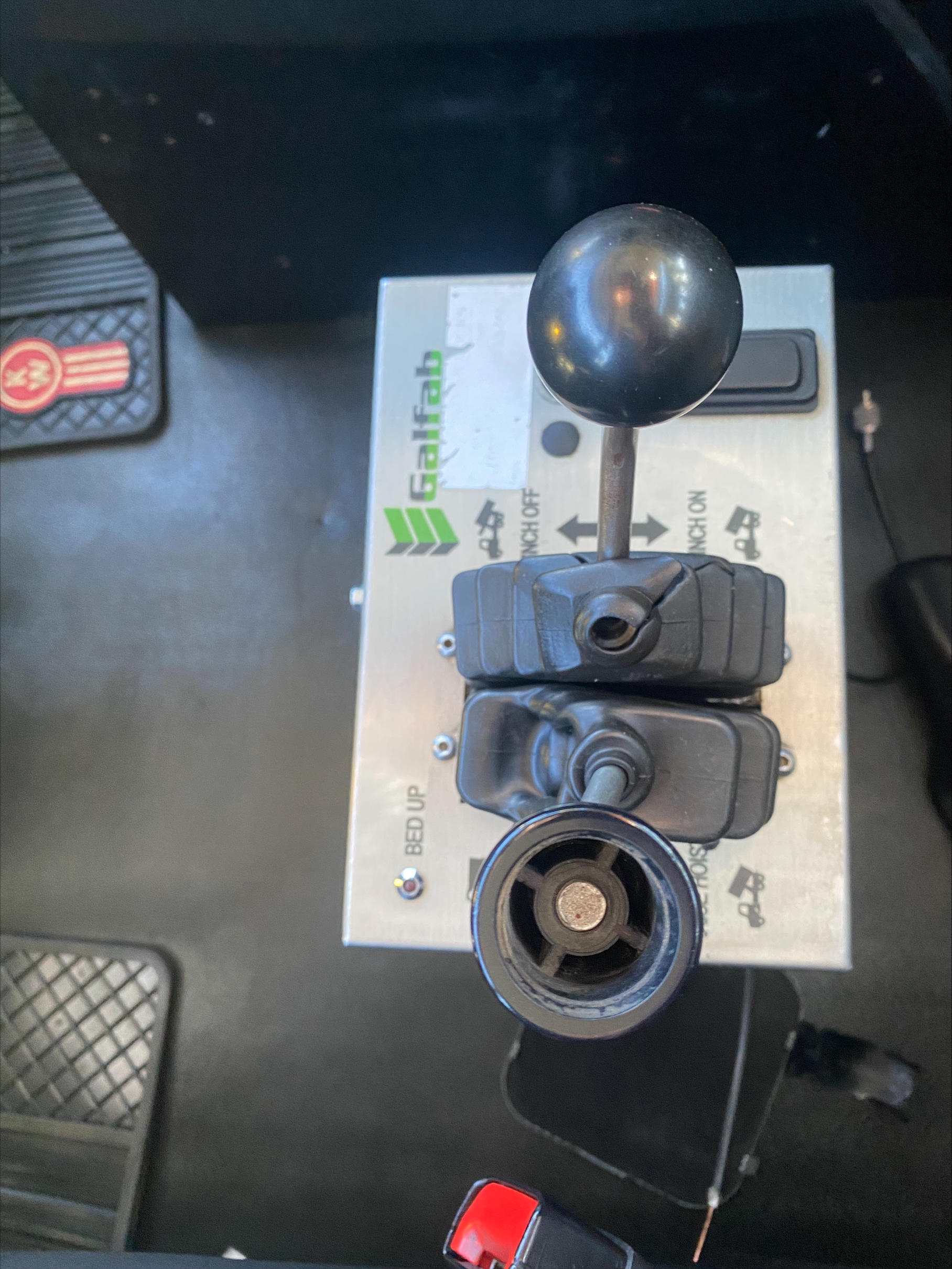 2019 Kenworth T880 - image 19