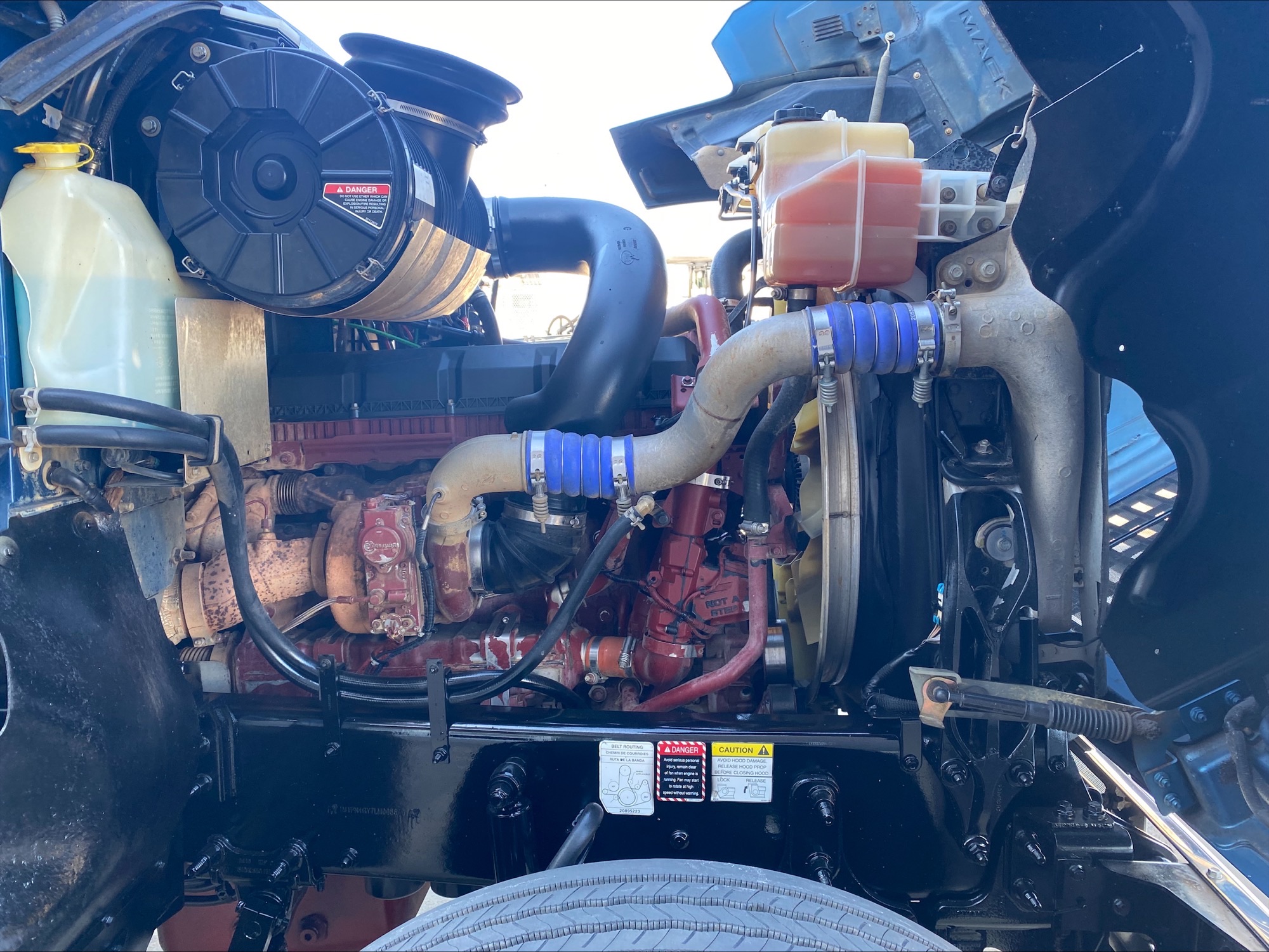 2020 Mack - image 10