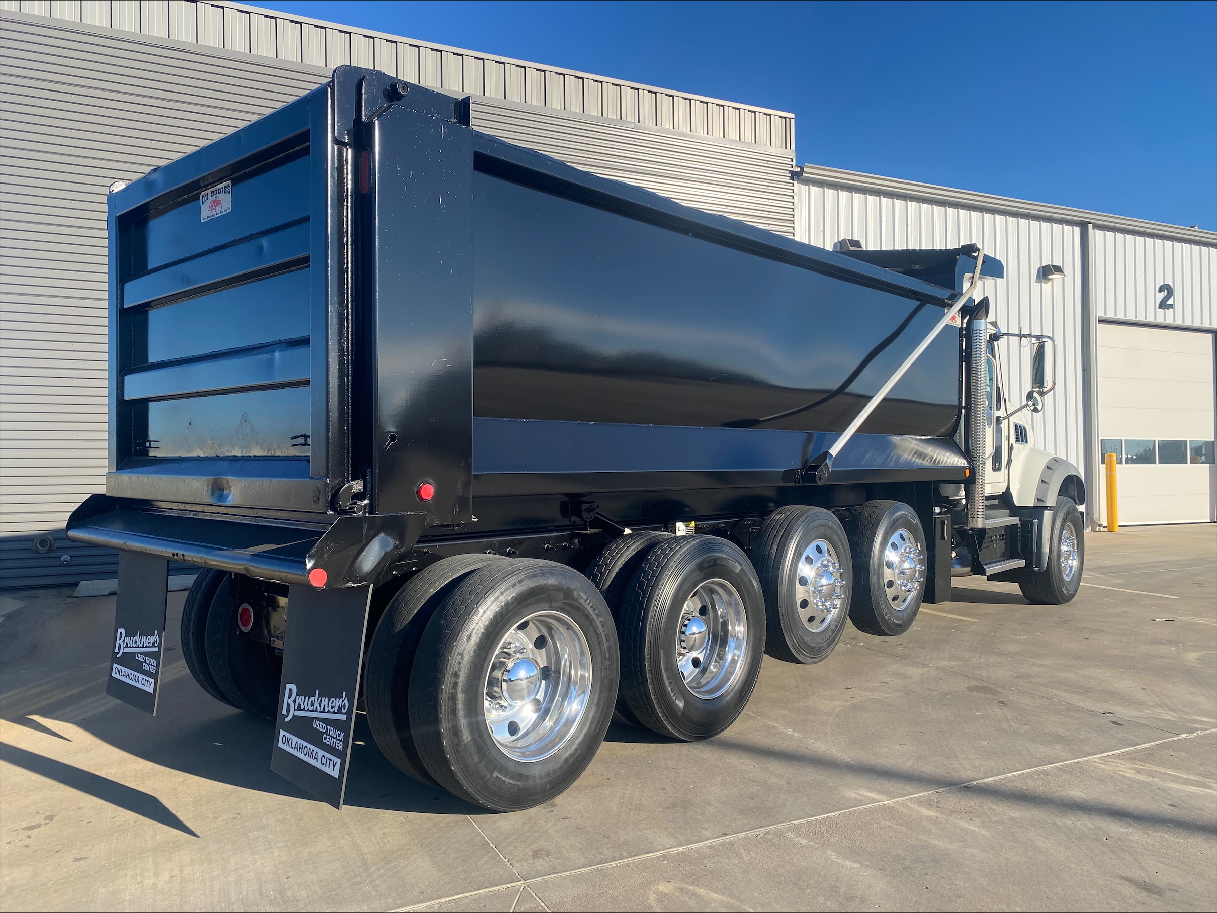 2023 Mack Granite - image 5