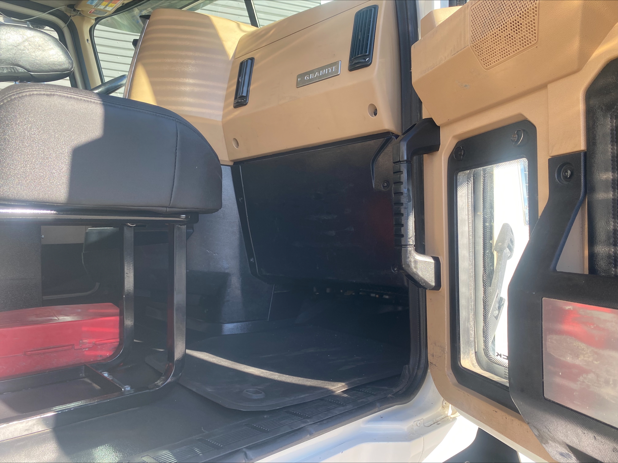 2023 Mack Granite - image 14