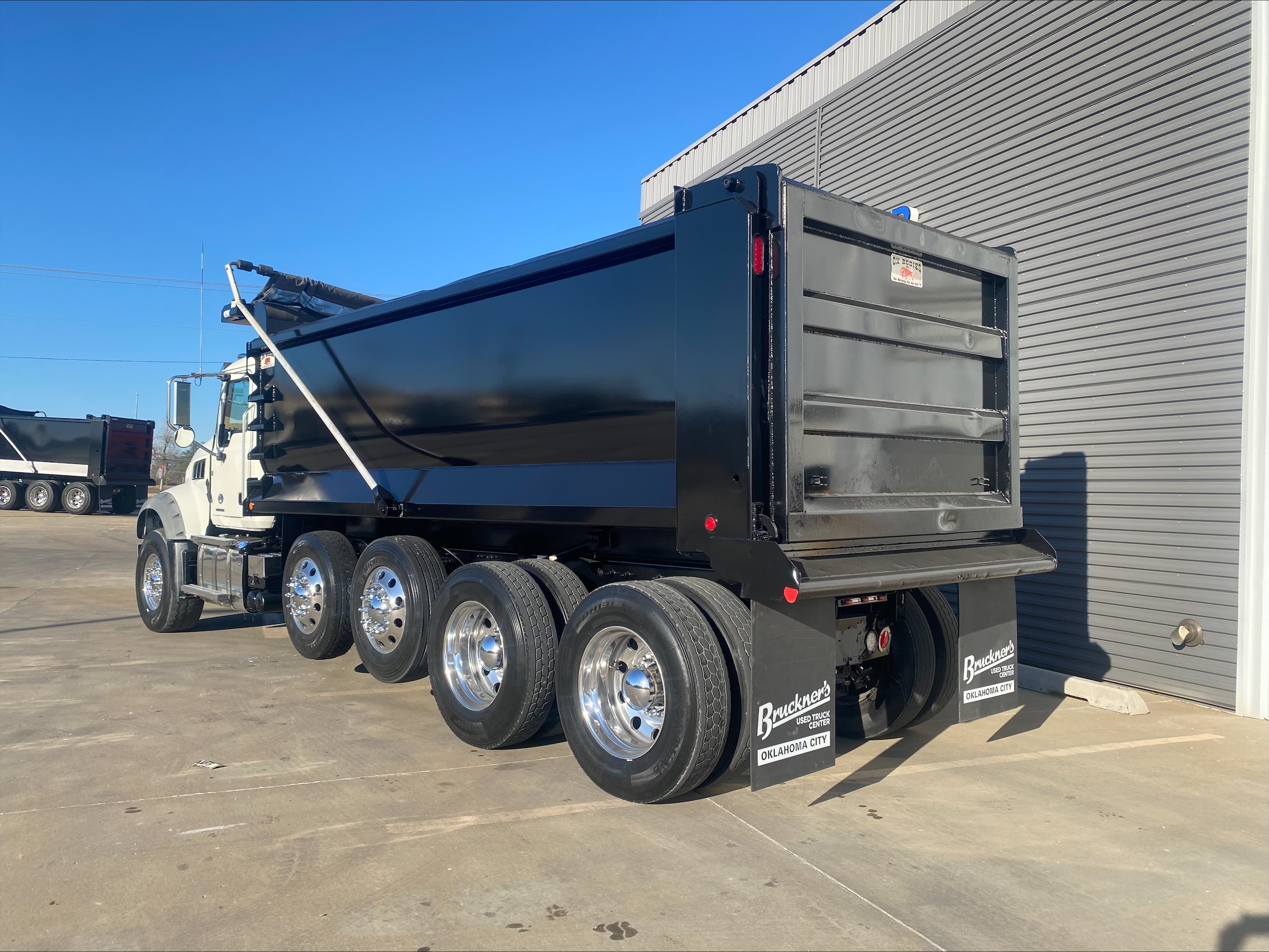 2023 Mack Granite - image 7