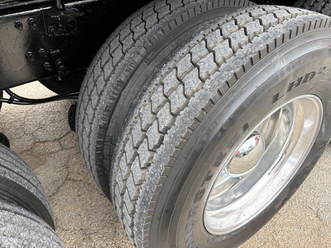 2016 Mack - image 16