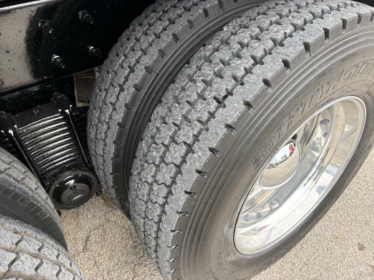 2016 Mack - image 15