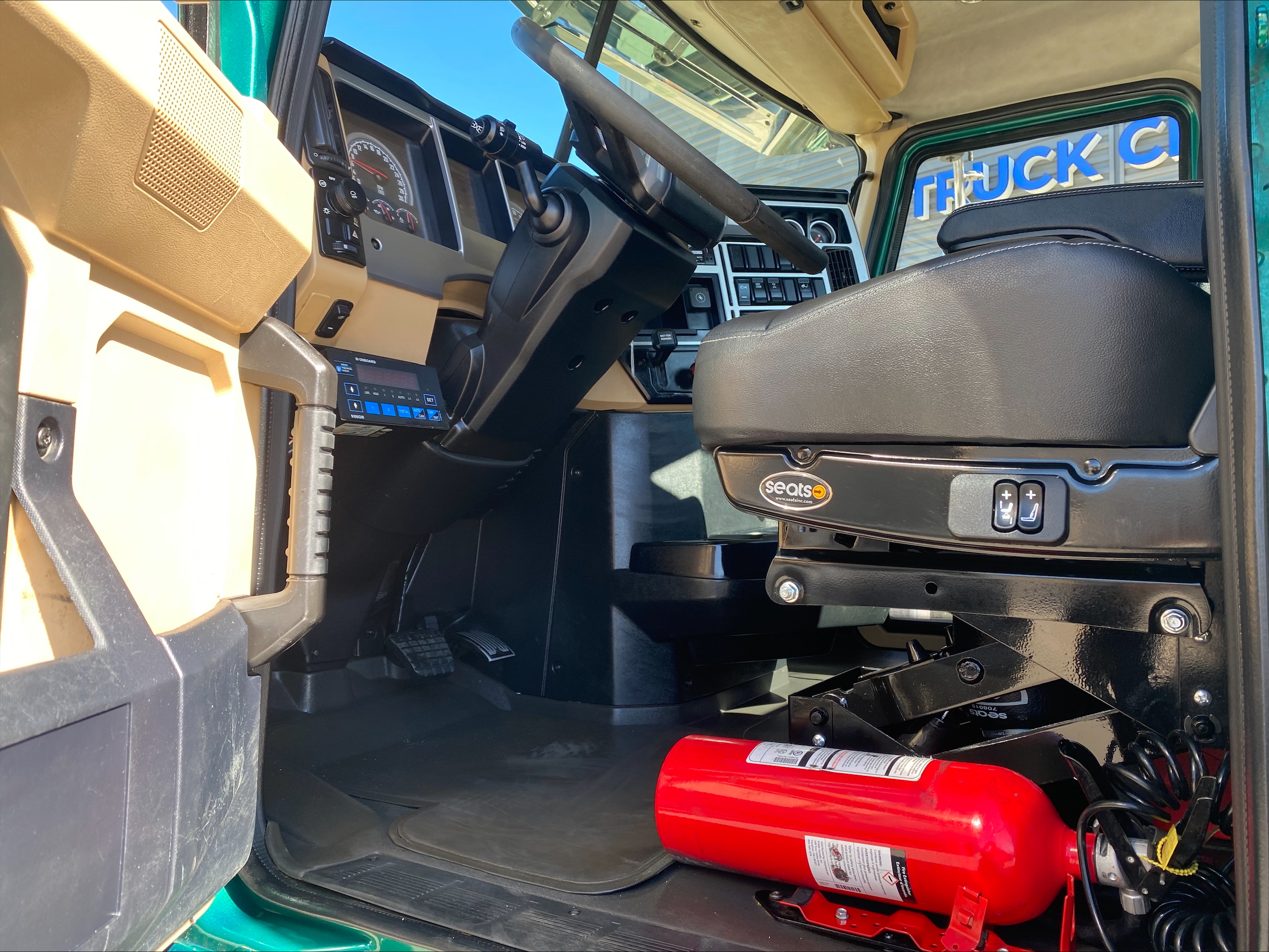 2021 Mack - image 11