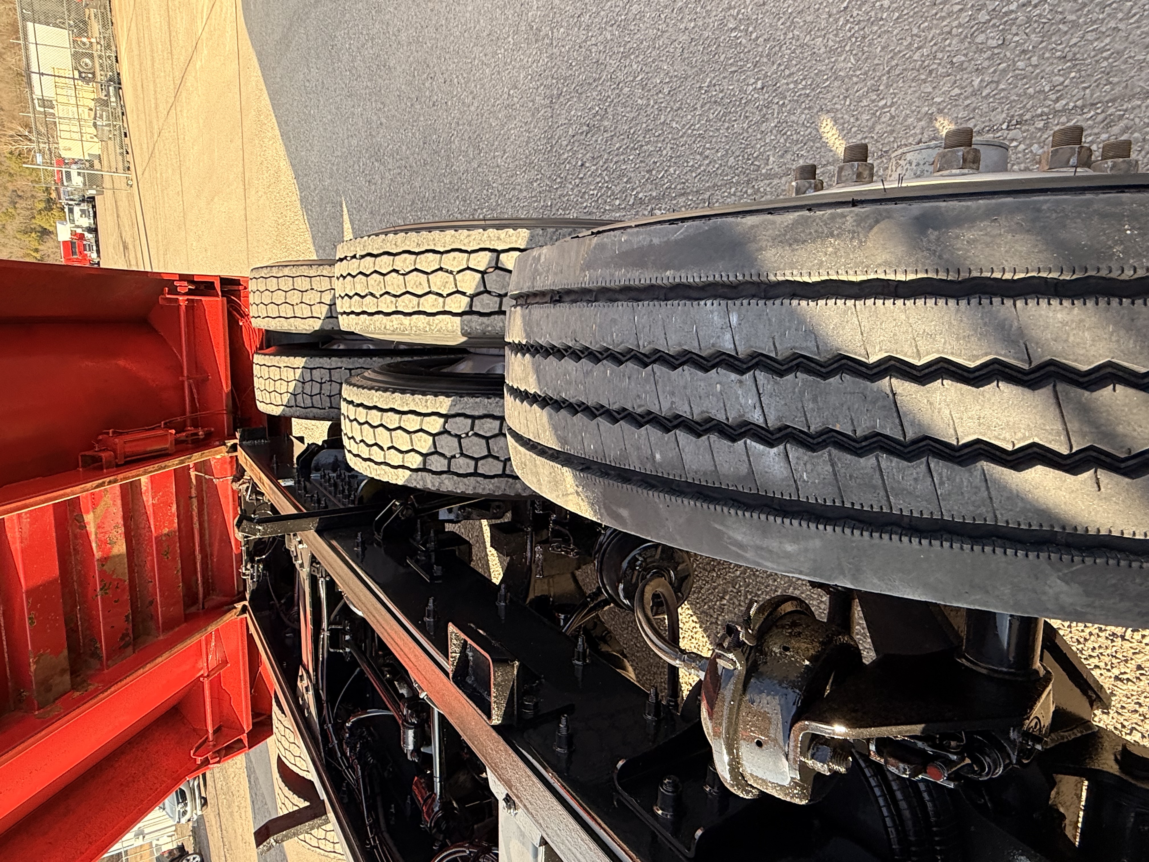 2016 Peterbilt 348 - image 6