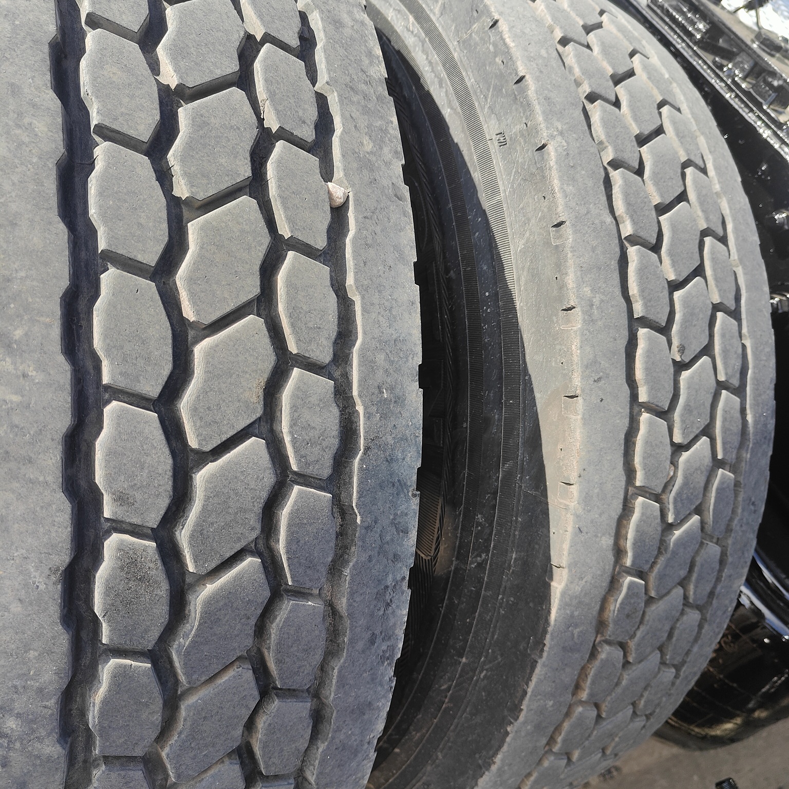 2022 Kenworth T680 - image 15