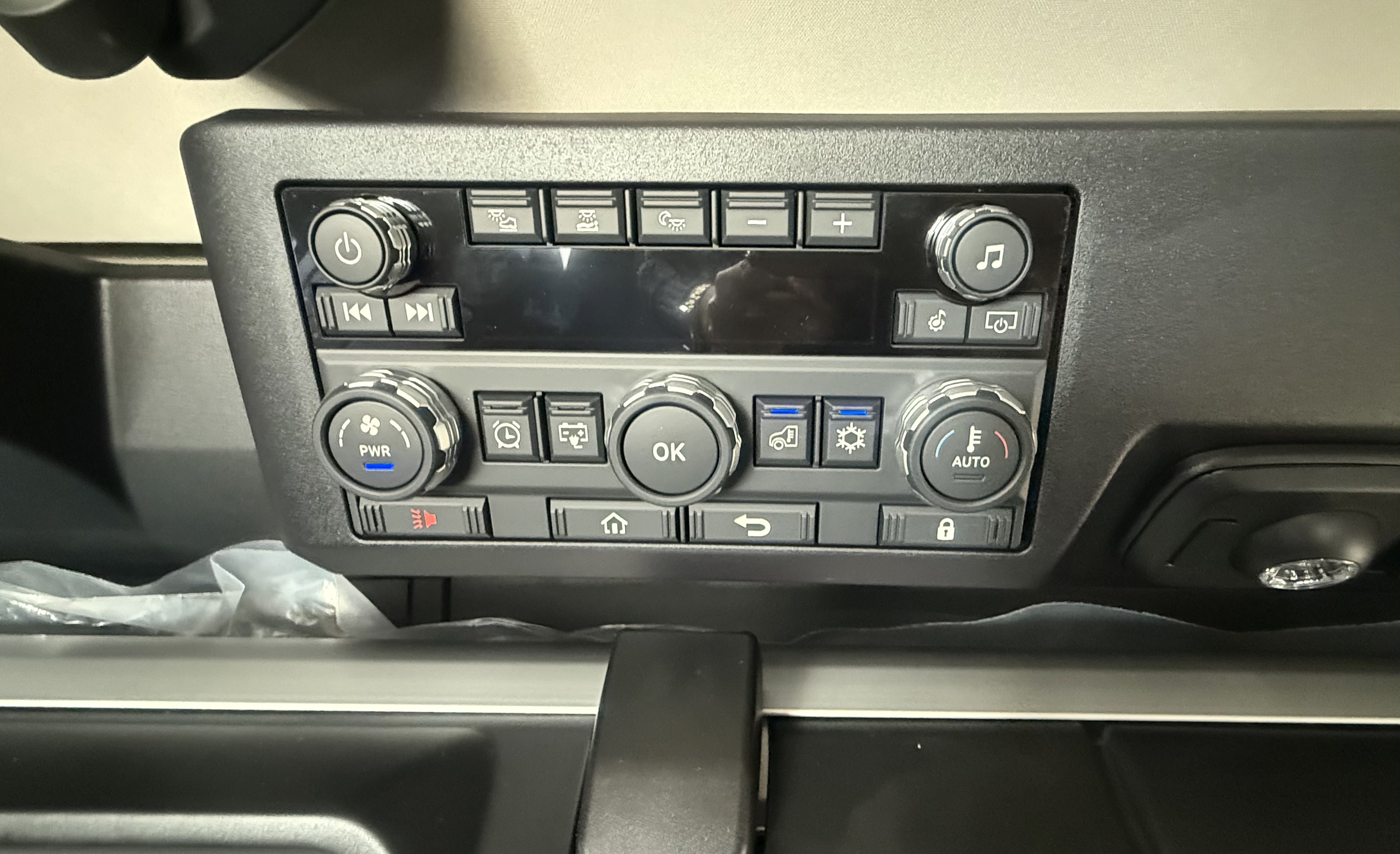 2026 Mack - image 22