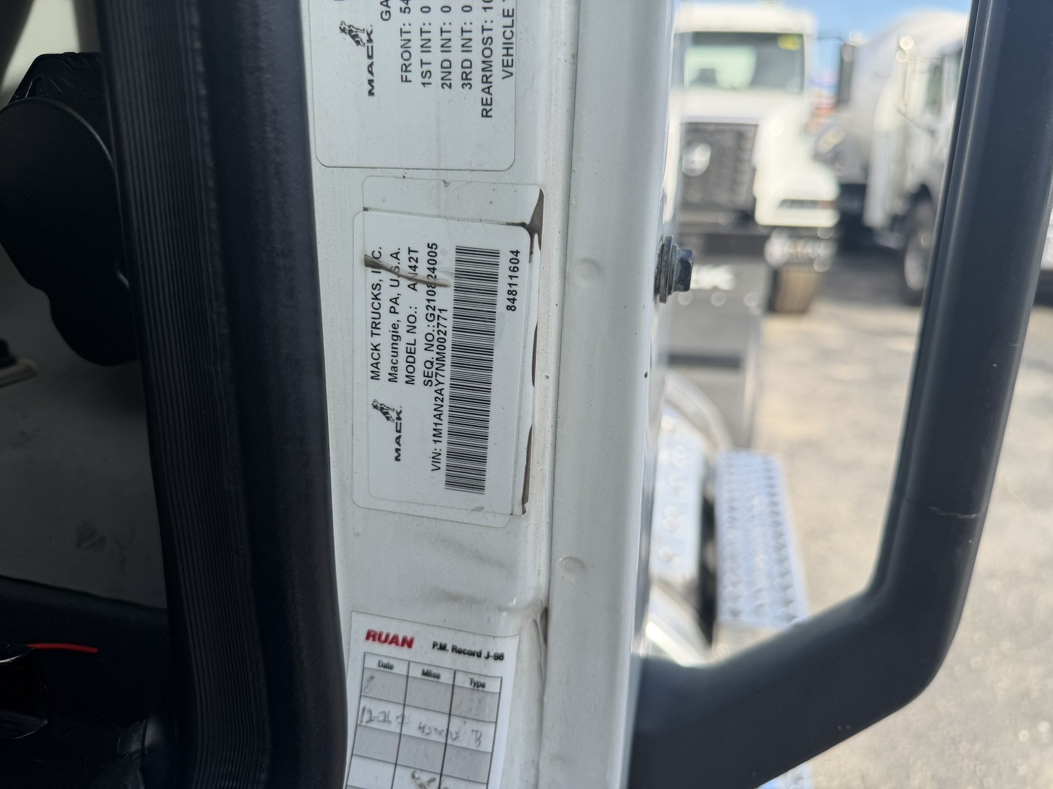 2022 Mack - image 30