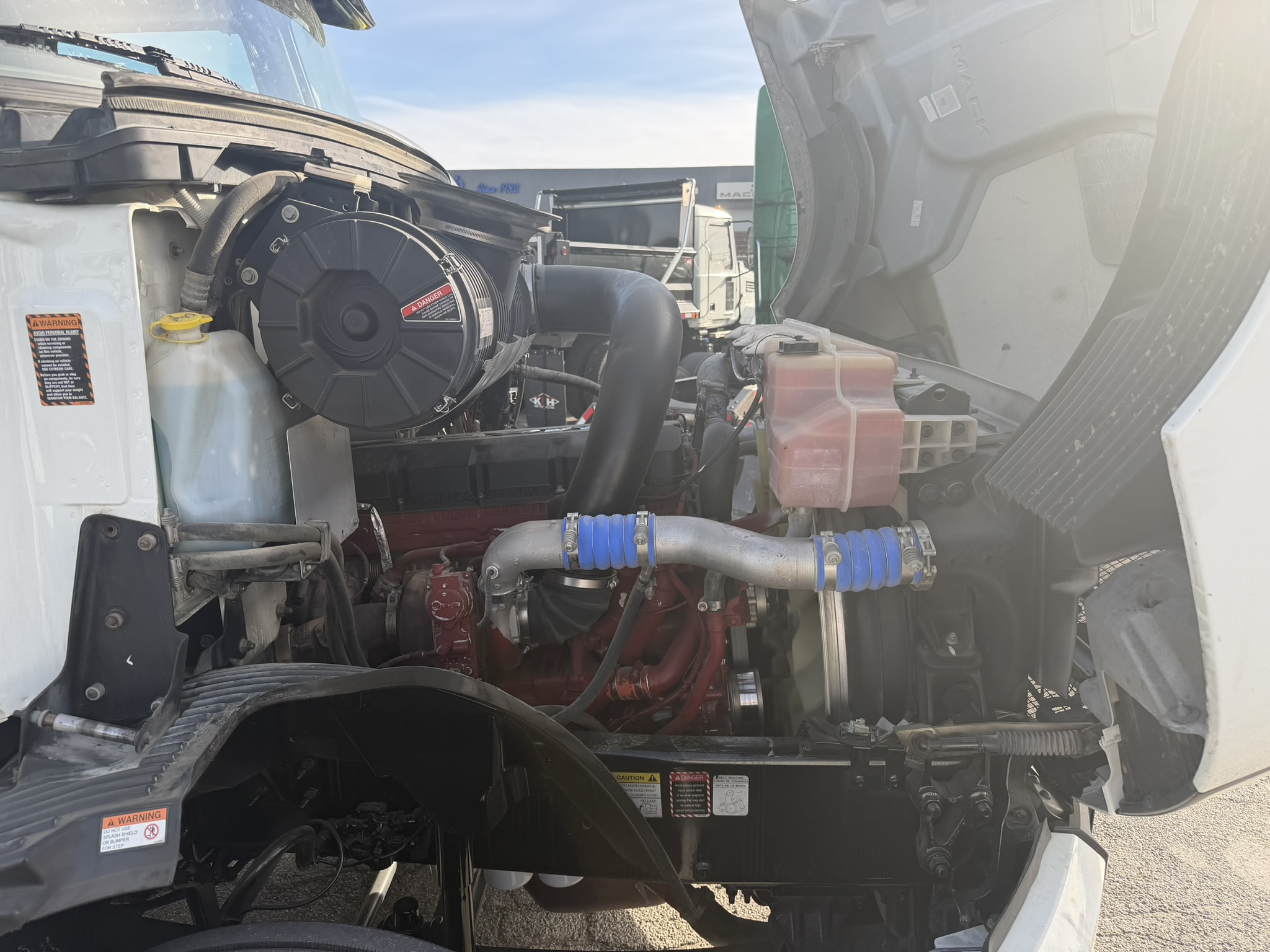 2022 Mack - image 19