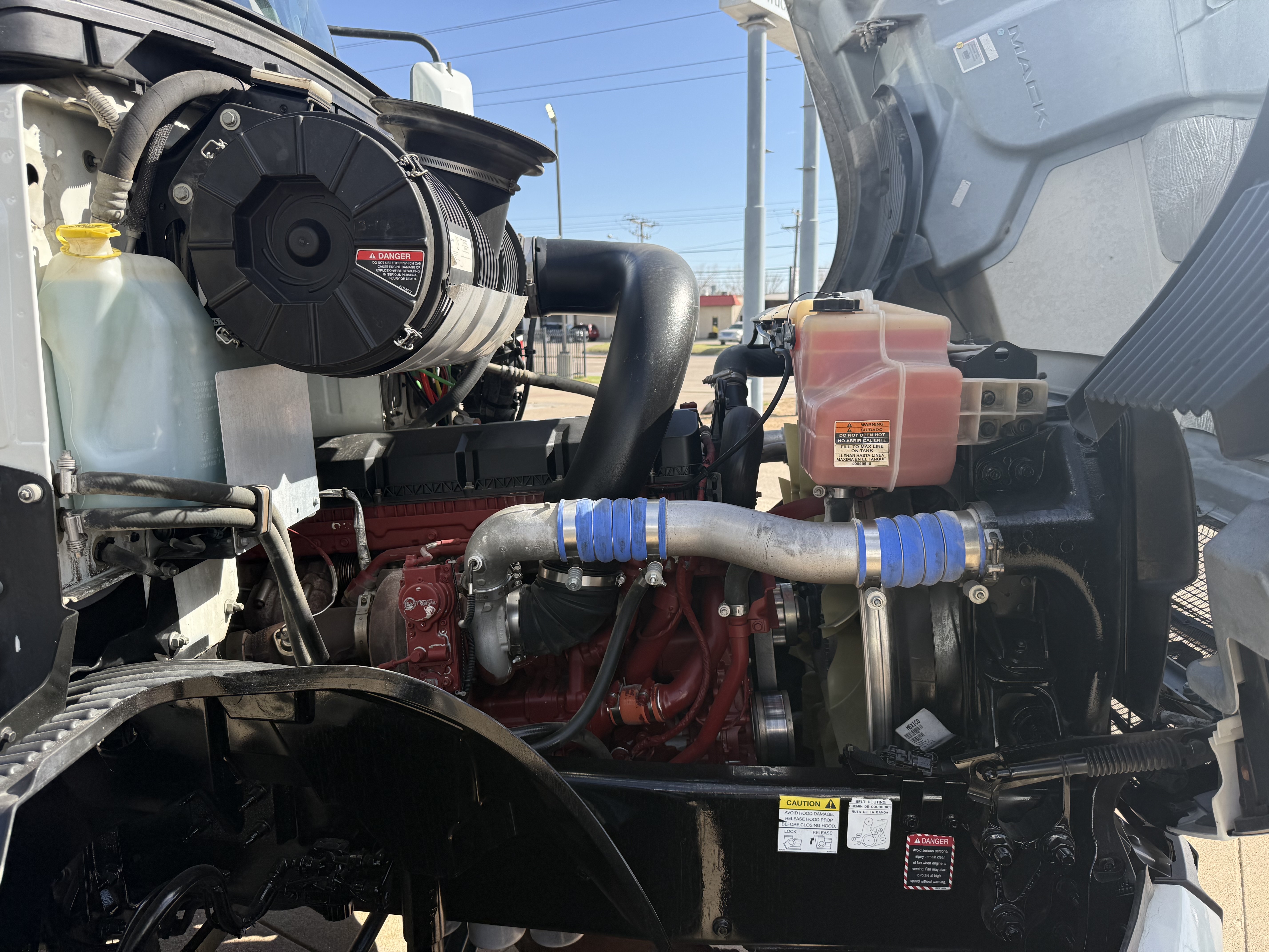 2022 Mack - image 15