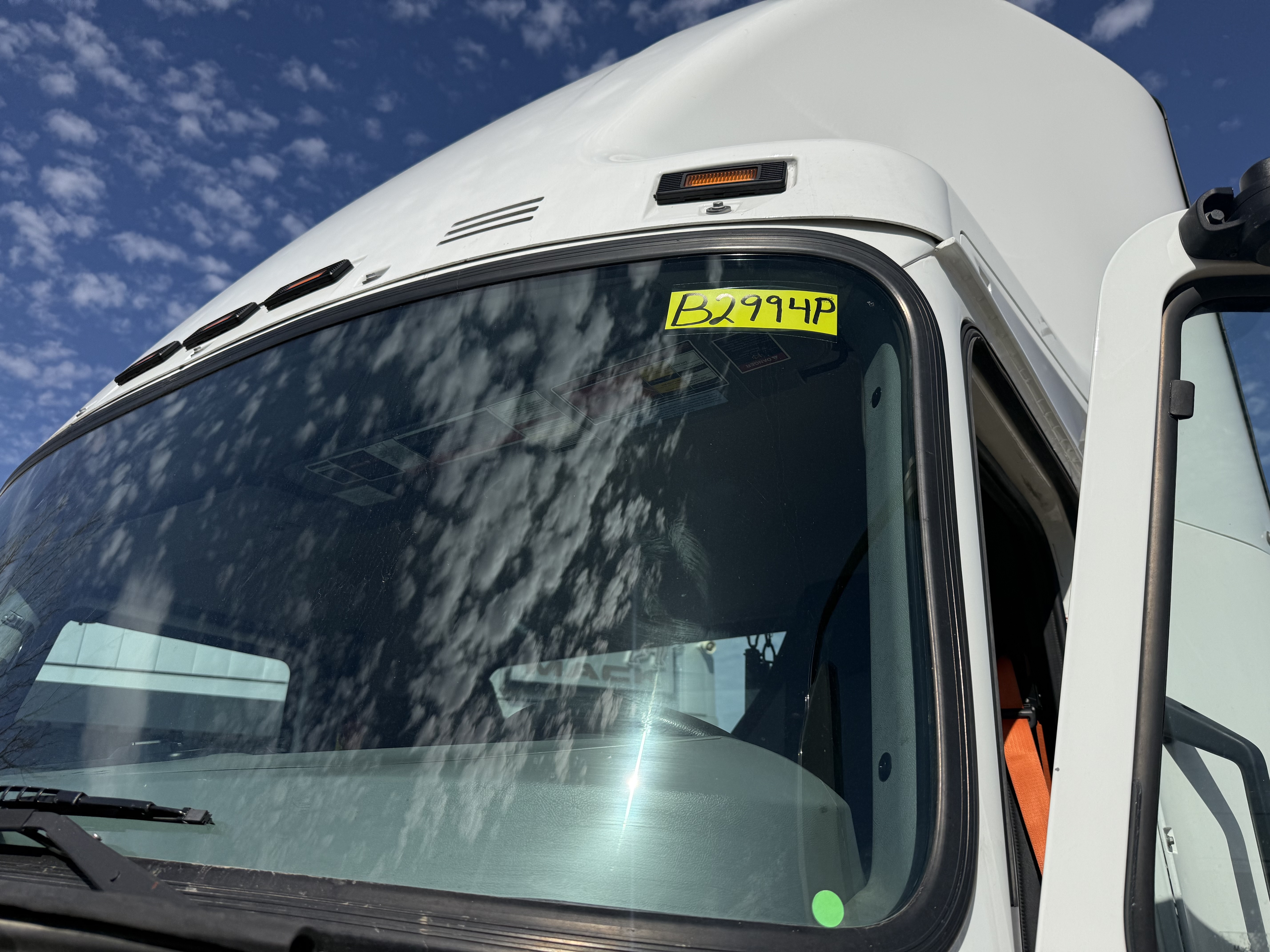 2022 Mack - image 22