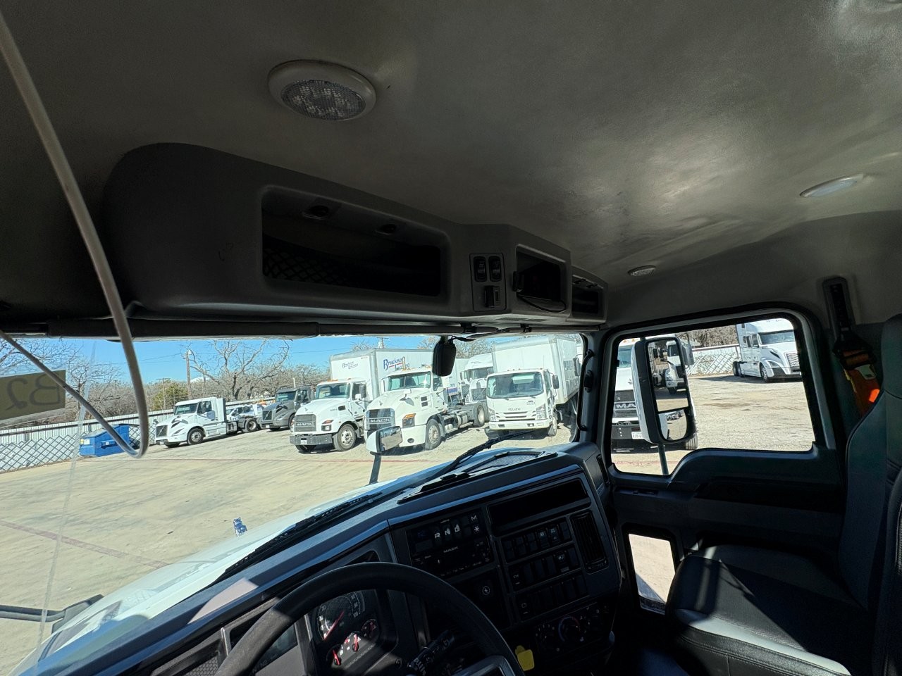 2022 Mack - image 18