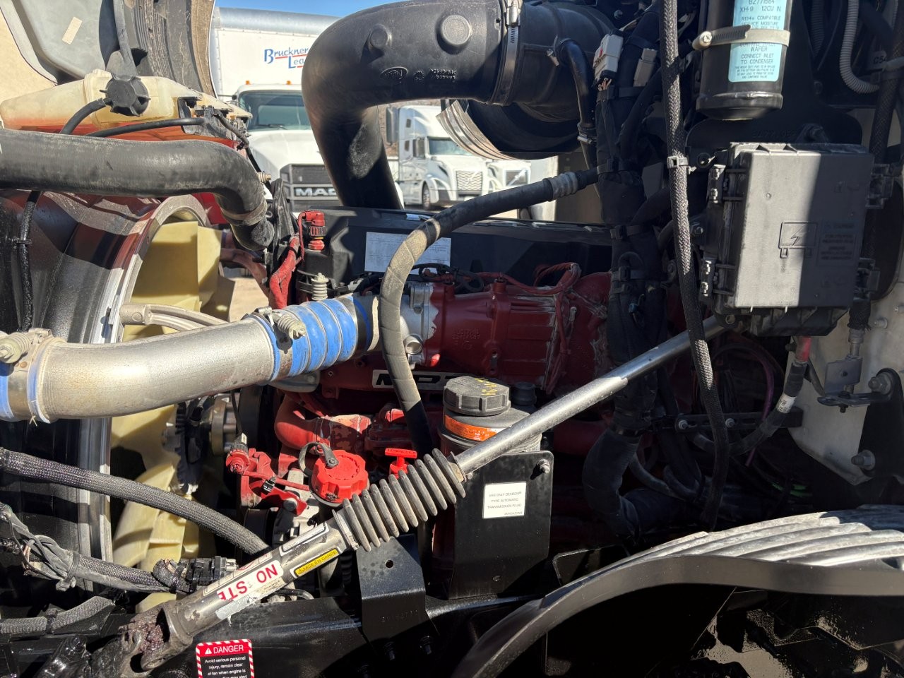 2022 Mack - image 9