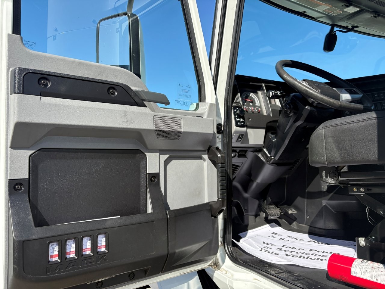2022 Mack - image 16