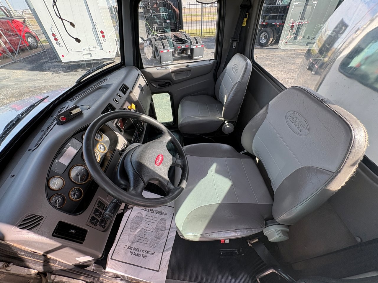2019 Peterbilt - image 20