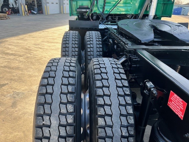 2021 Volvo - image 7