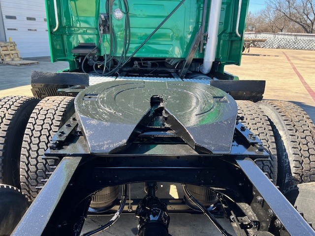 2020 Volvo - image 7