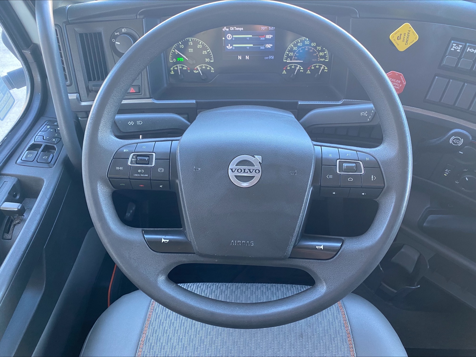 2023 Volvo VHD 300 - image 26